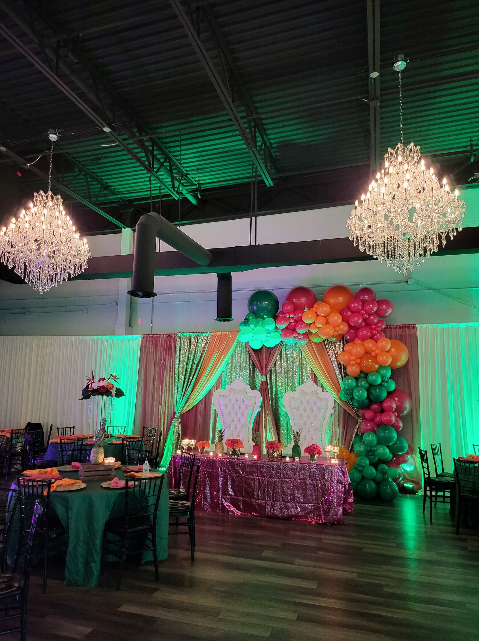 Birthday Party Grass Wall Rental in Detroit Metro Event Space 20211022_170148-min