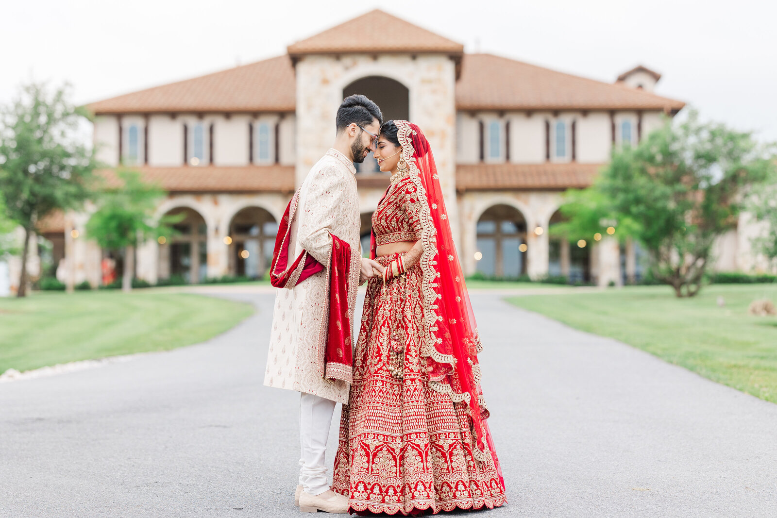 Traditional-wedding-photographer-in-dallas