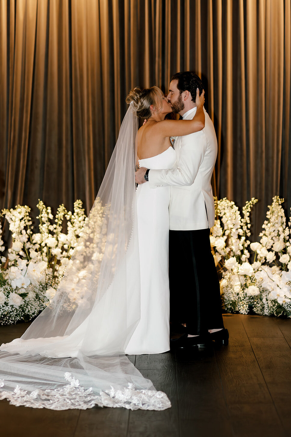 Chicago-wedding-photographer-lindsay-elaine-photography-509