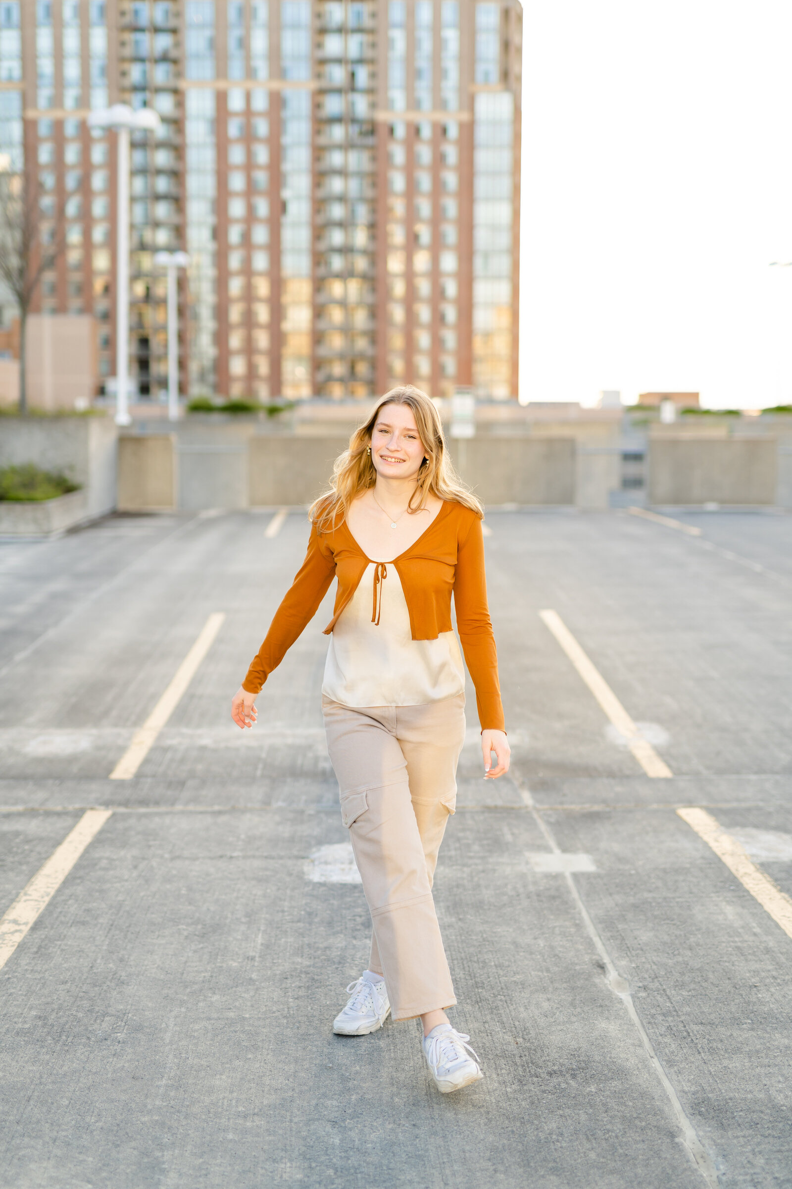 Light and vibrant Spring Reston Town Center Senior Session | Megan Hollada Photography | Northern Virginia Senior Photographer