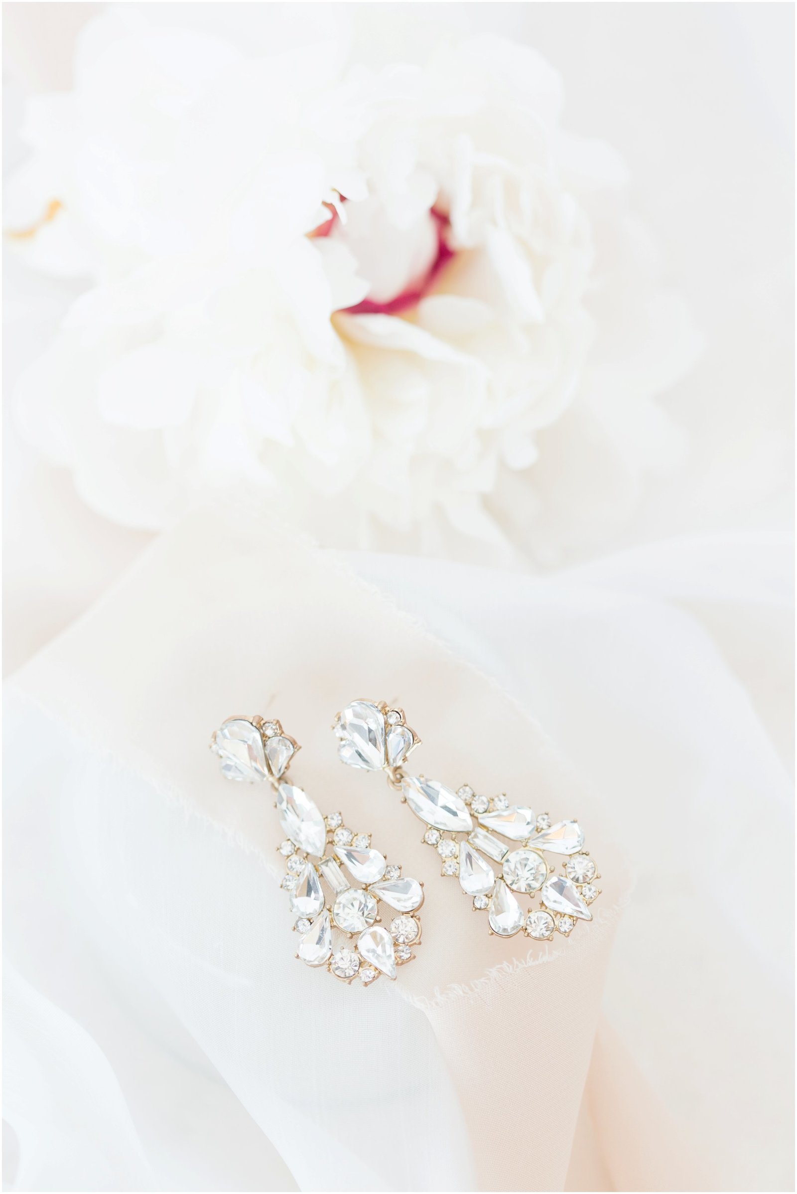 avenue-downtown-greenville-wedding_0281