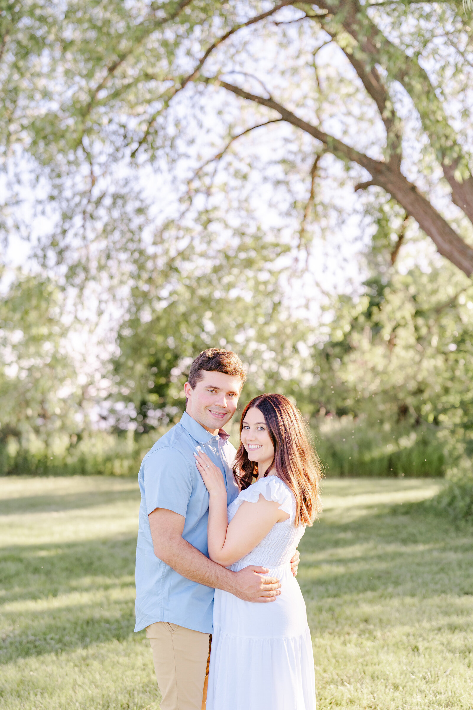 engagement pictures at escanaba municpal park