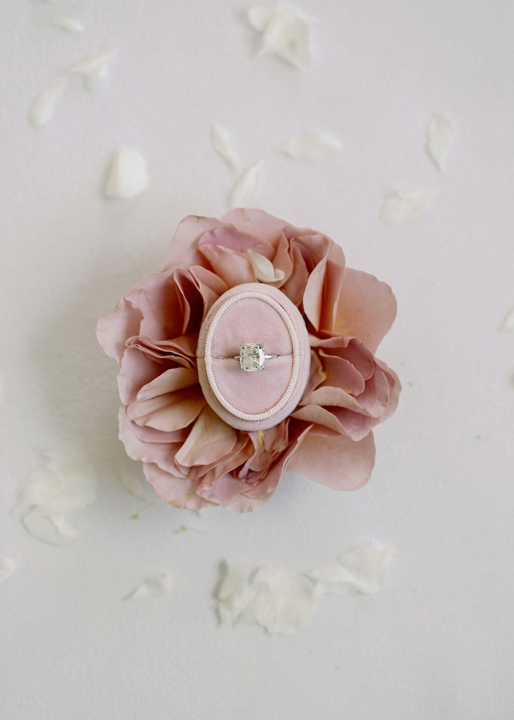 elegant-wedding-ring-on-flower
