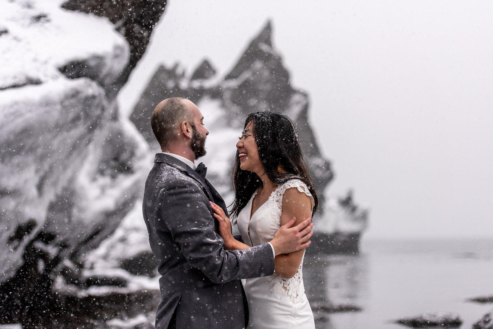 love-is-nord-photographe-mariage-intime-hiver-elopement-winter-wedding-bic-0009