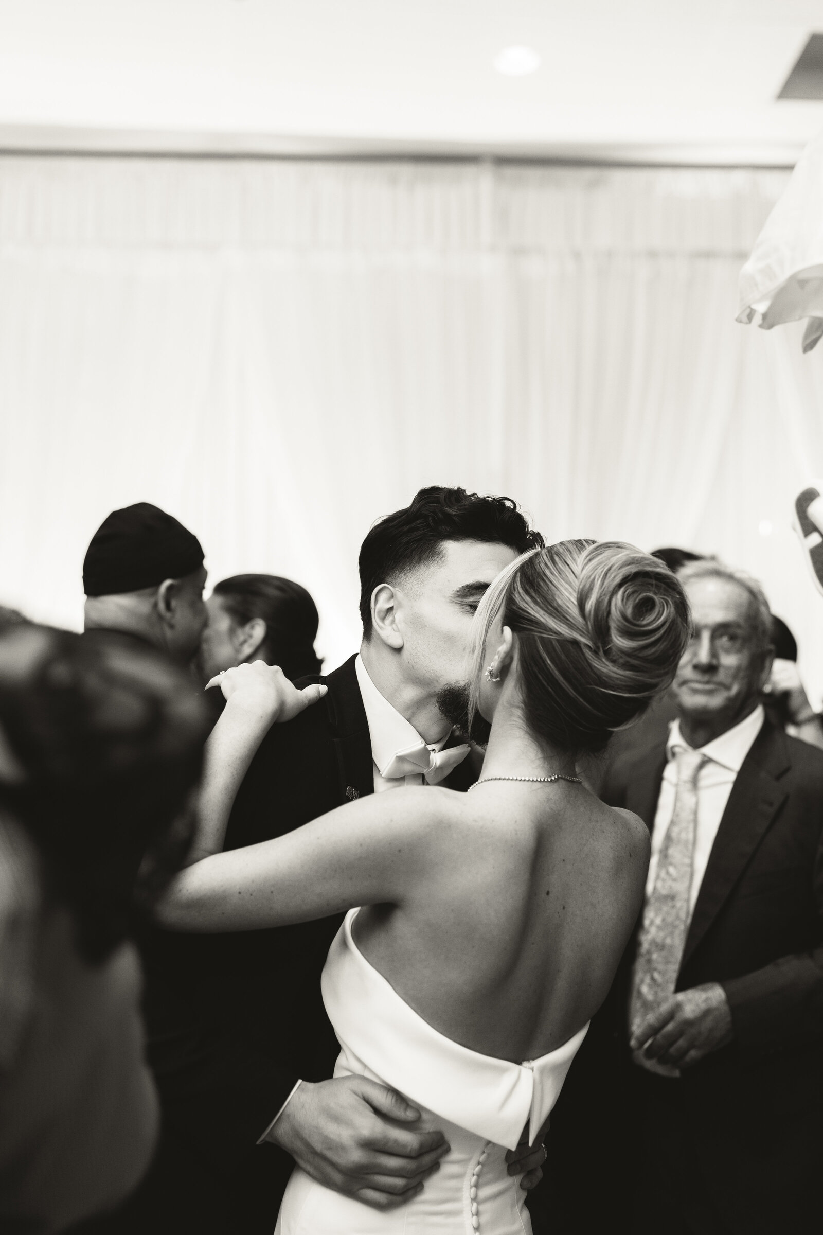BrideandGroomFirstDance