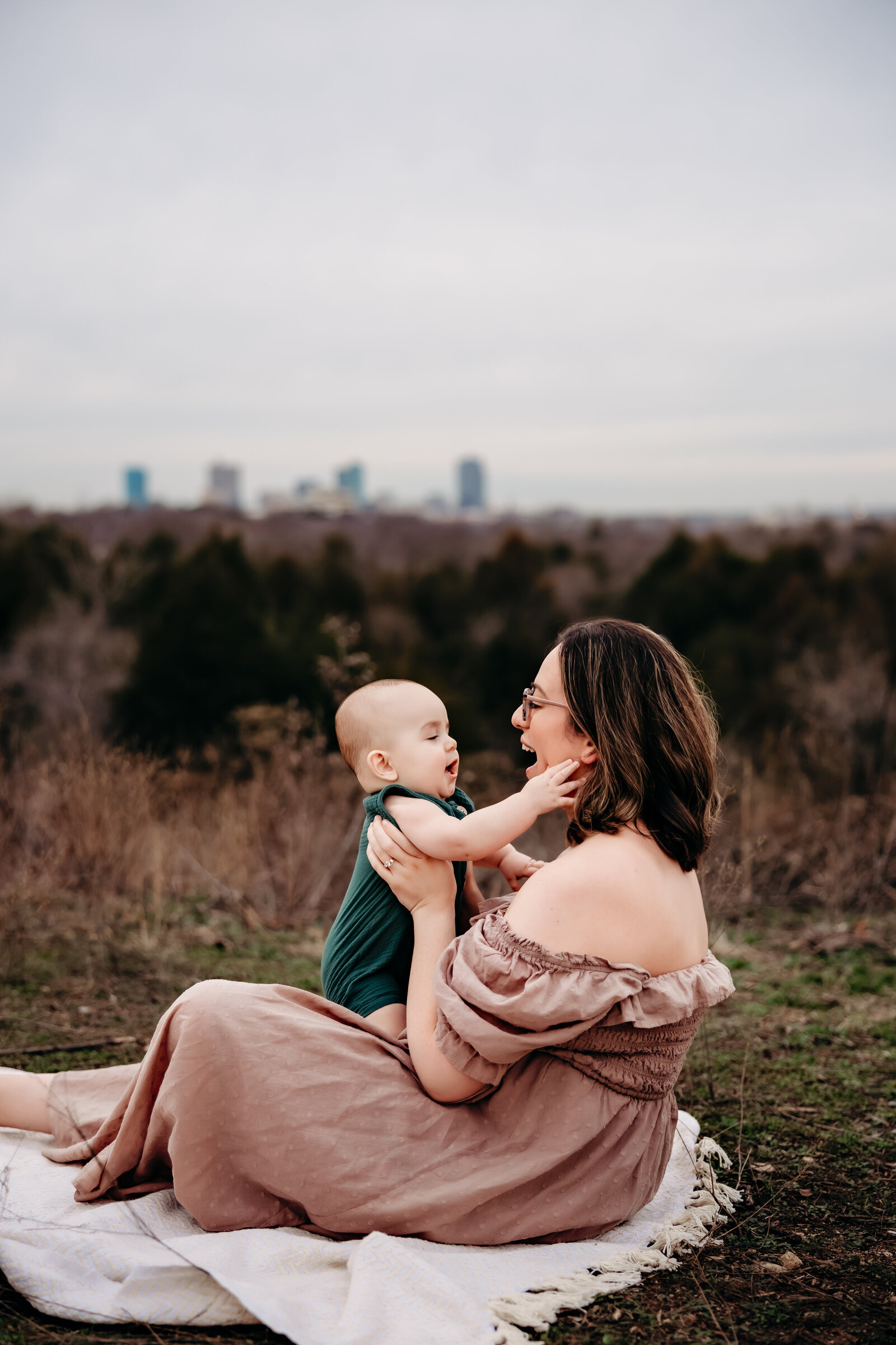 tandy-hills-fort-worth-kayla-motherhood-3