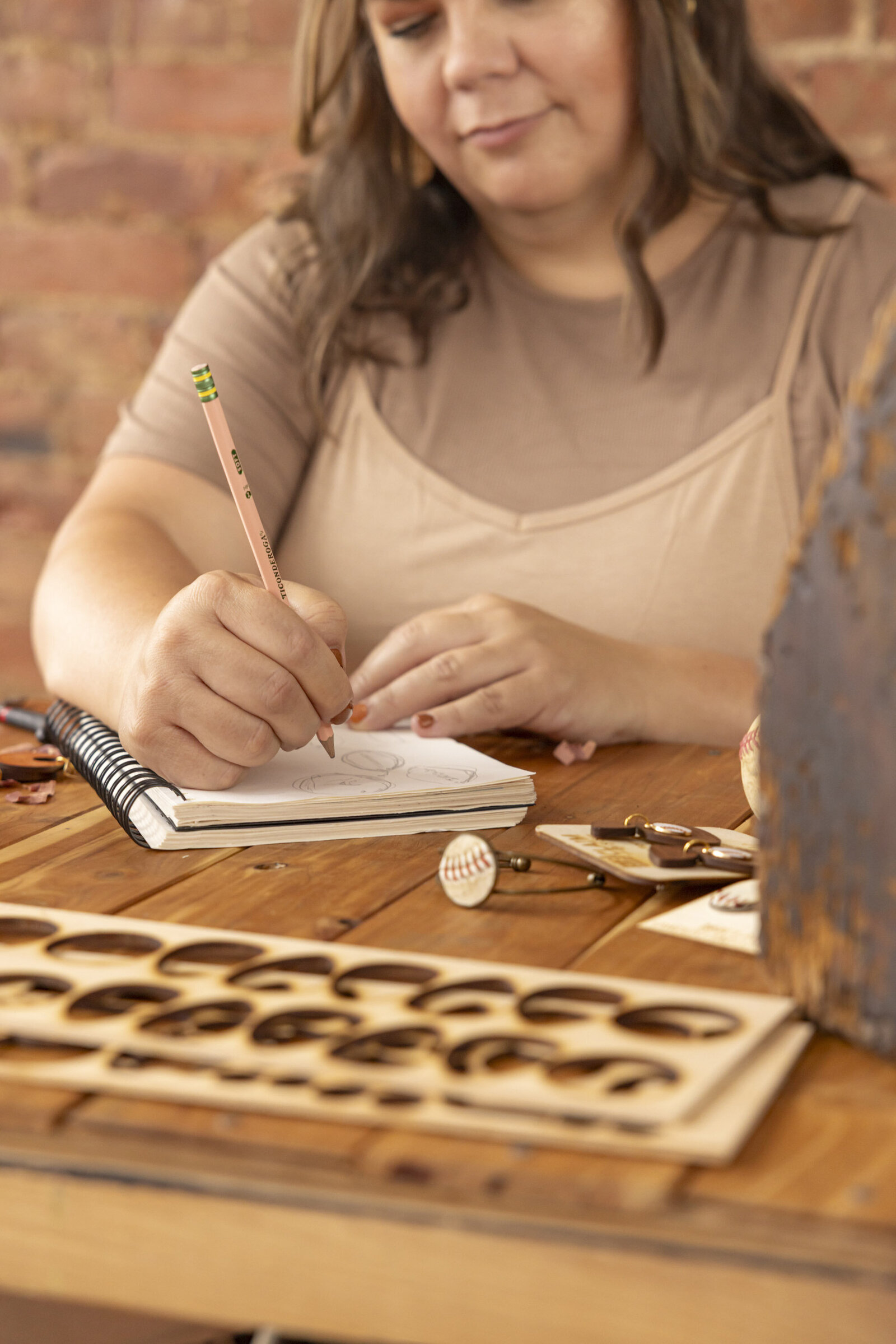 Sawdust-and-stain-nky-personal-branding-Jennifer Blackburn-your-brand-compass-2700