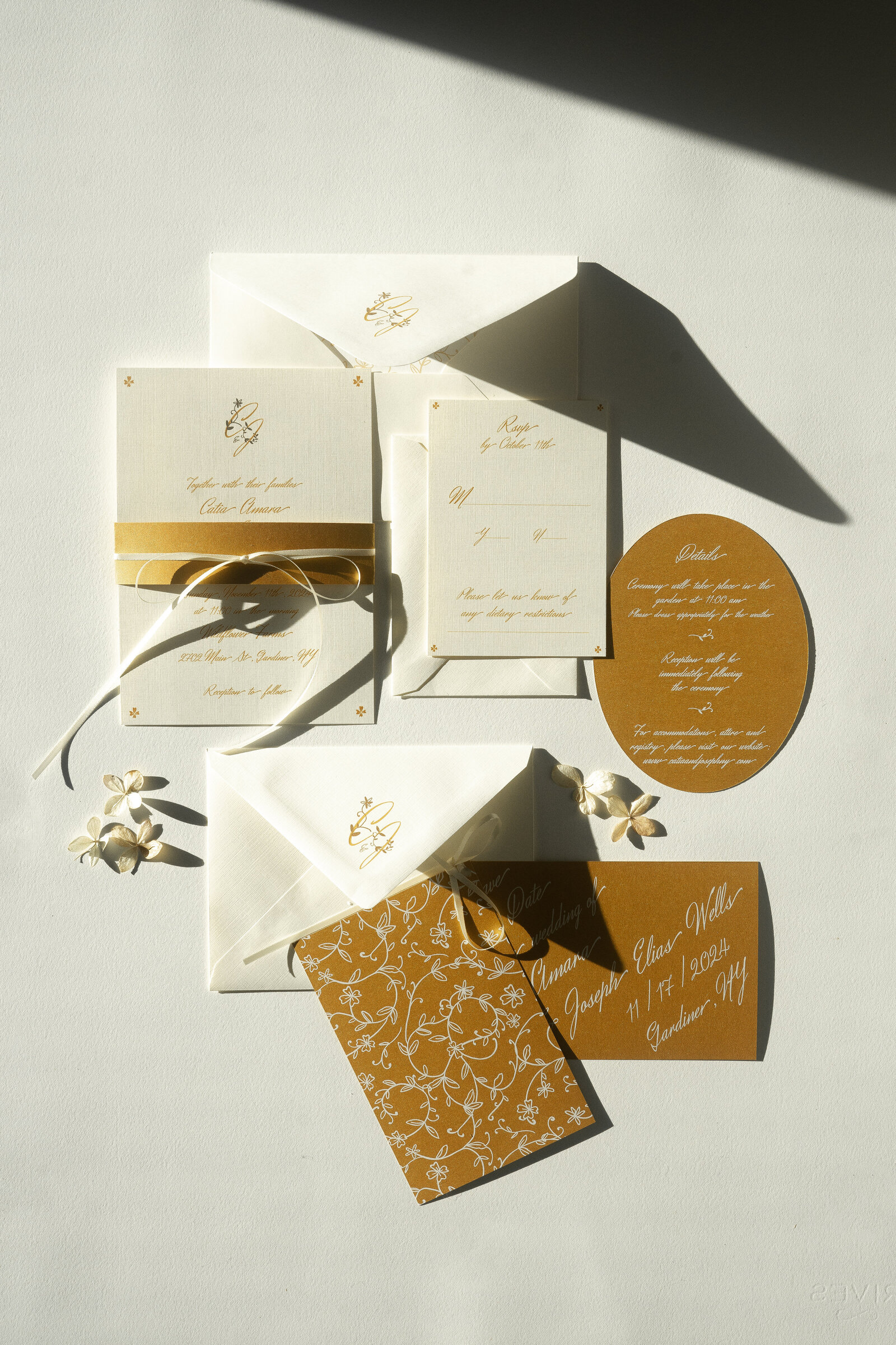 Elegant wedding invitations by The Layout Collective.