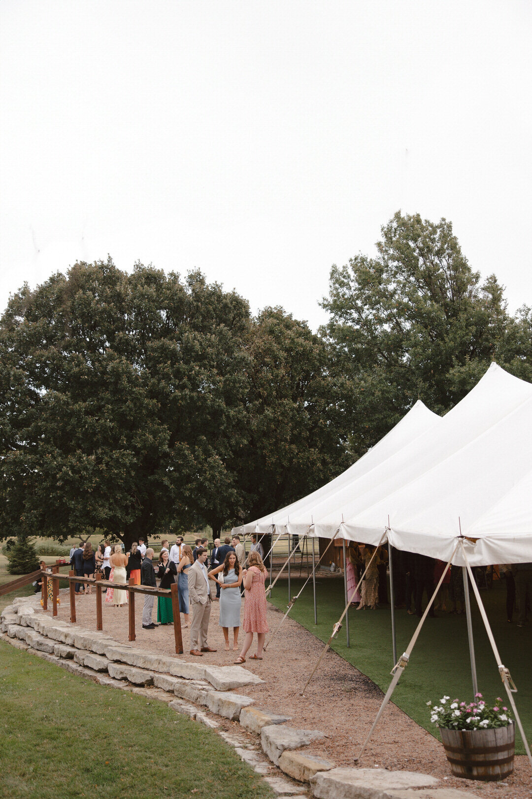 reuben-wedding-teasers-prairie-hill-vineyard-kayxbee-12