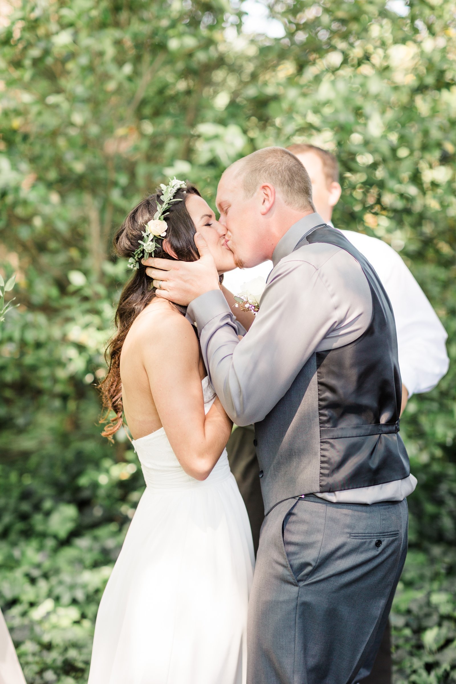 i-virginia-backyard-wedding_1898