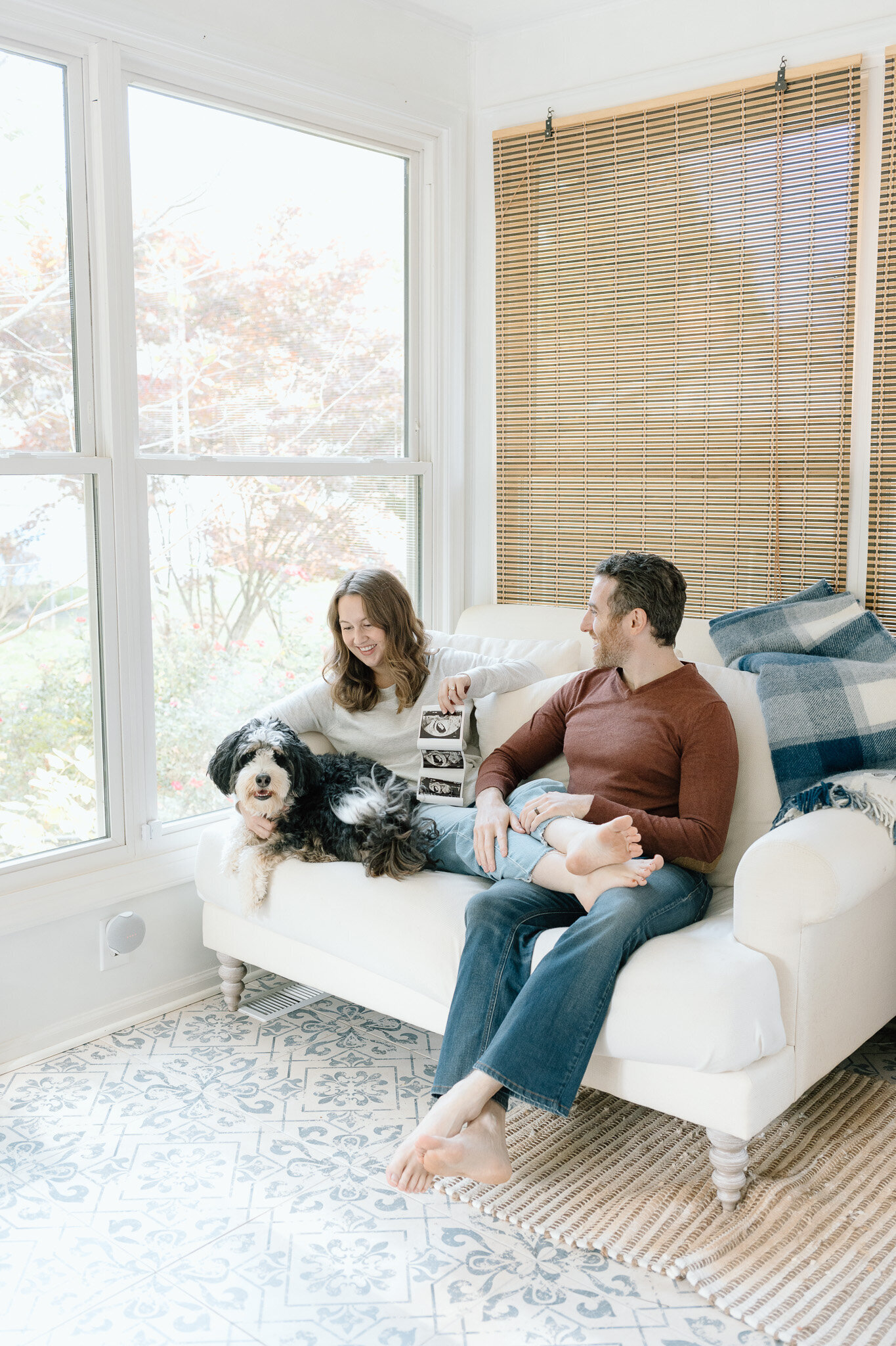 pregnancy-announcement-ultrasound-new-baby-family (4)