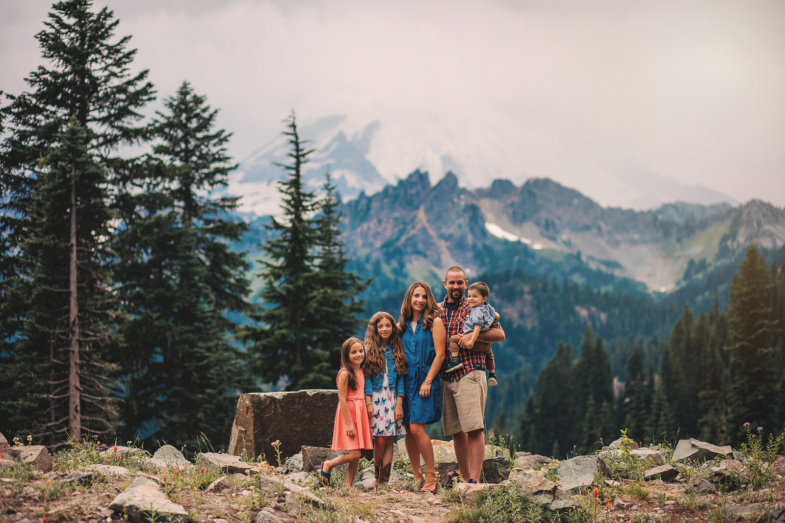 WhitneyBairdPhoto_KindleFamily2020_11r