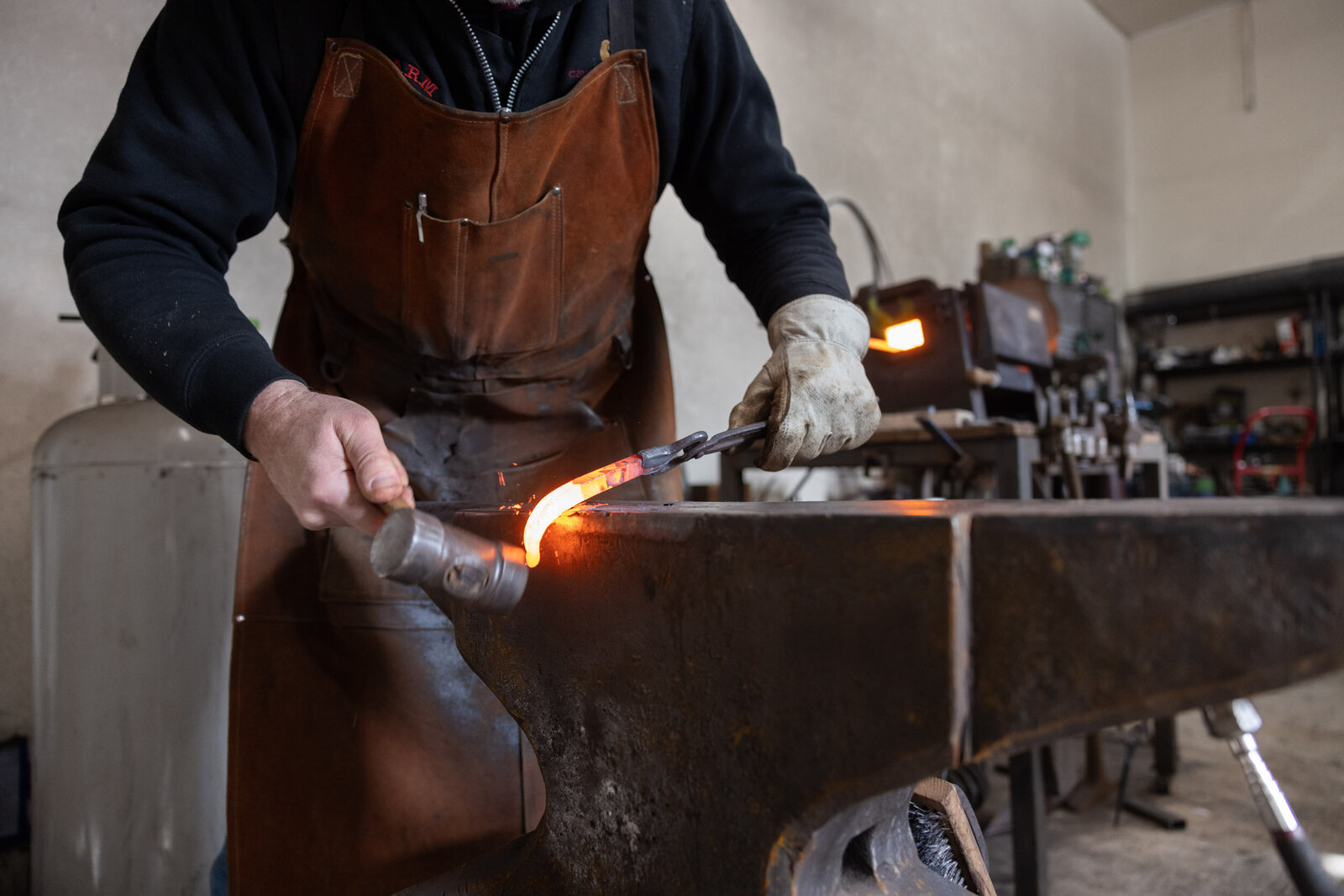 ct-brand-photography-blacksmith-workshop