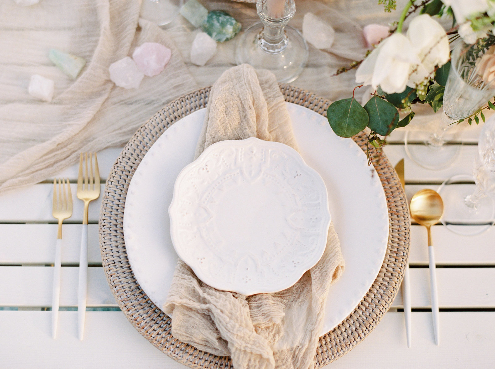 20 Unique Wedding Reception Place Settings for Every Style