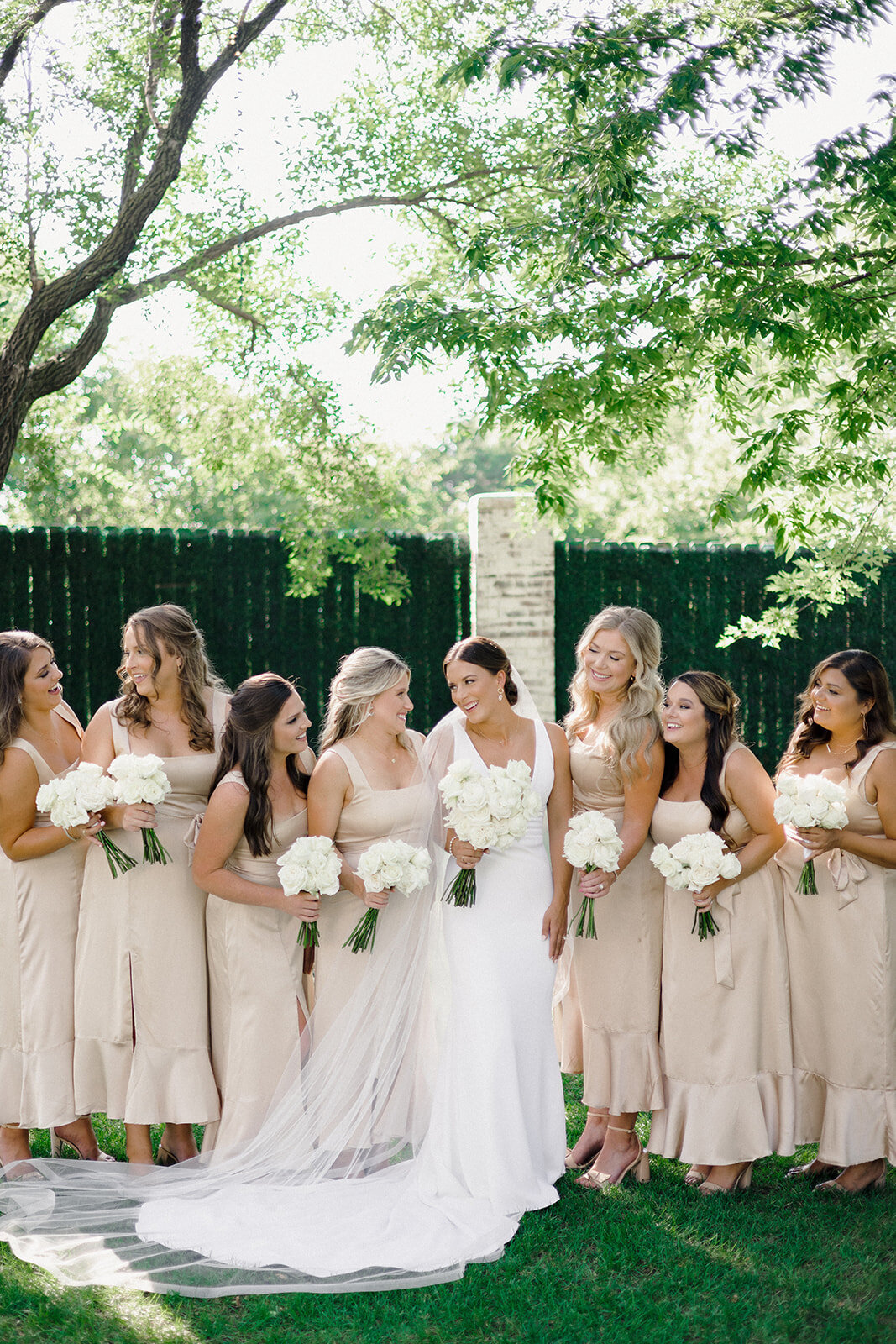 Cameron-and-Elizabeth-Photography-Weddings-Arkansas-Bride