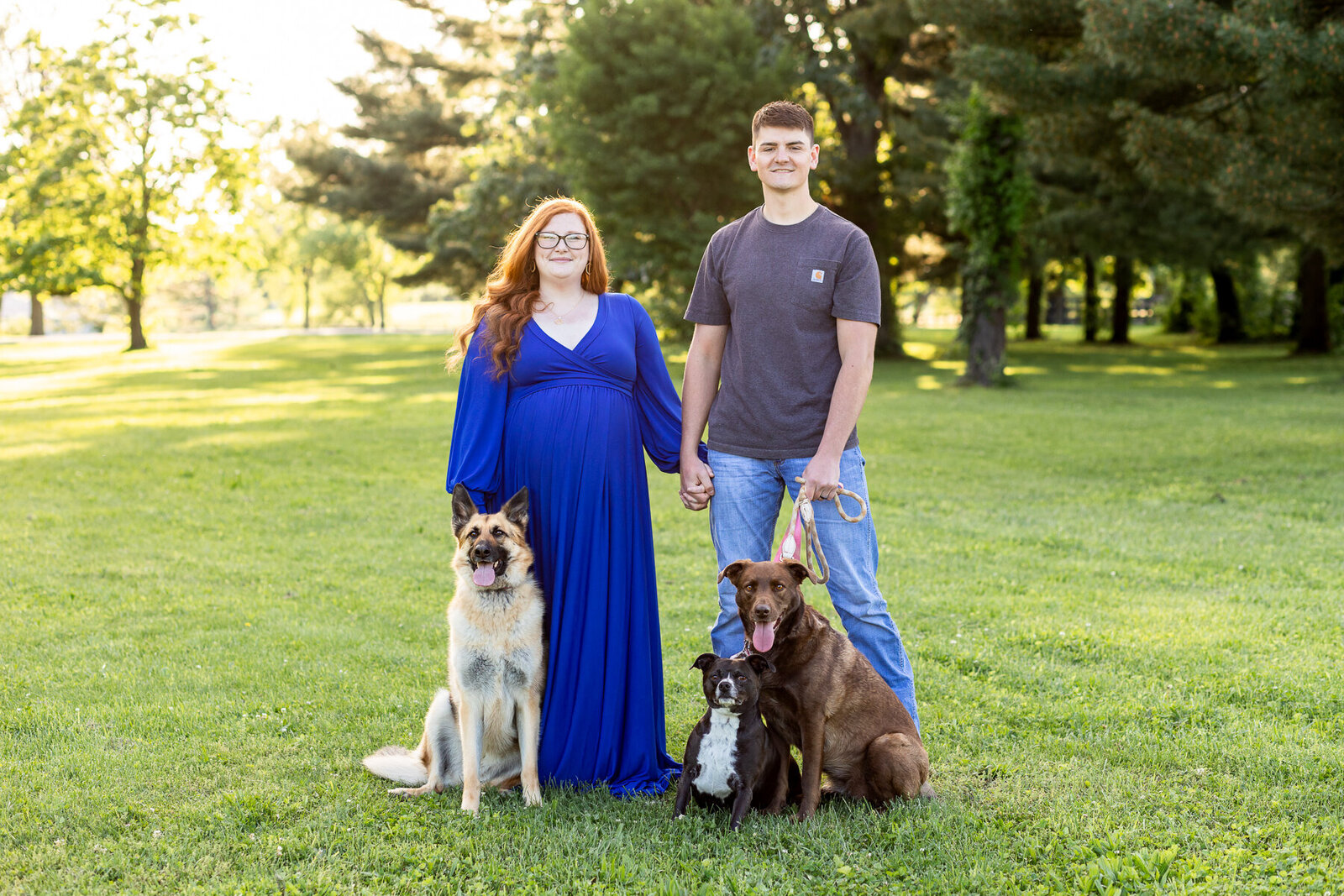 golden-hour-outdoor-maternity-photography-session-Lexington-KY-photographer-3