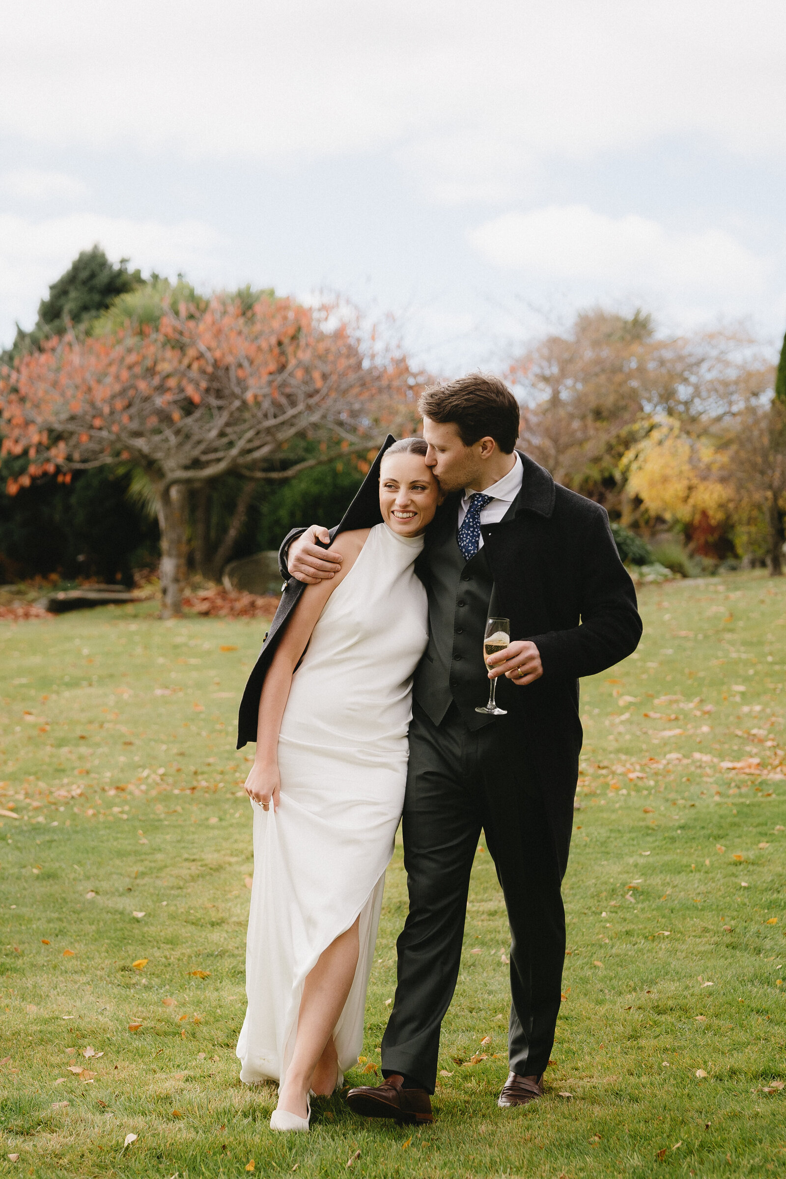 Melissa Clark Photography - Queenstown Wedding Photographer - Davina & Doug - Stoneridge & Reds Bar Wedding_-43