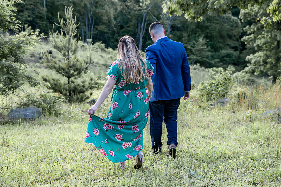 2022Kate-Matthew_engagement-session_soc-media_top-faves-2029