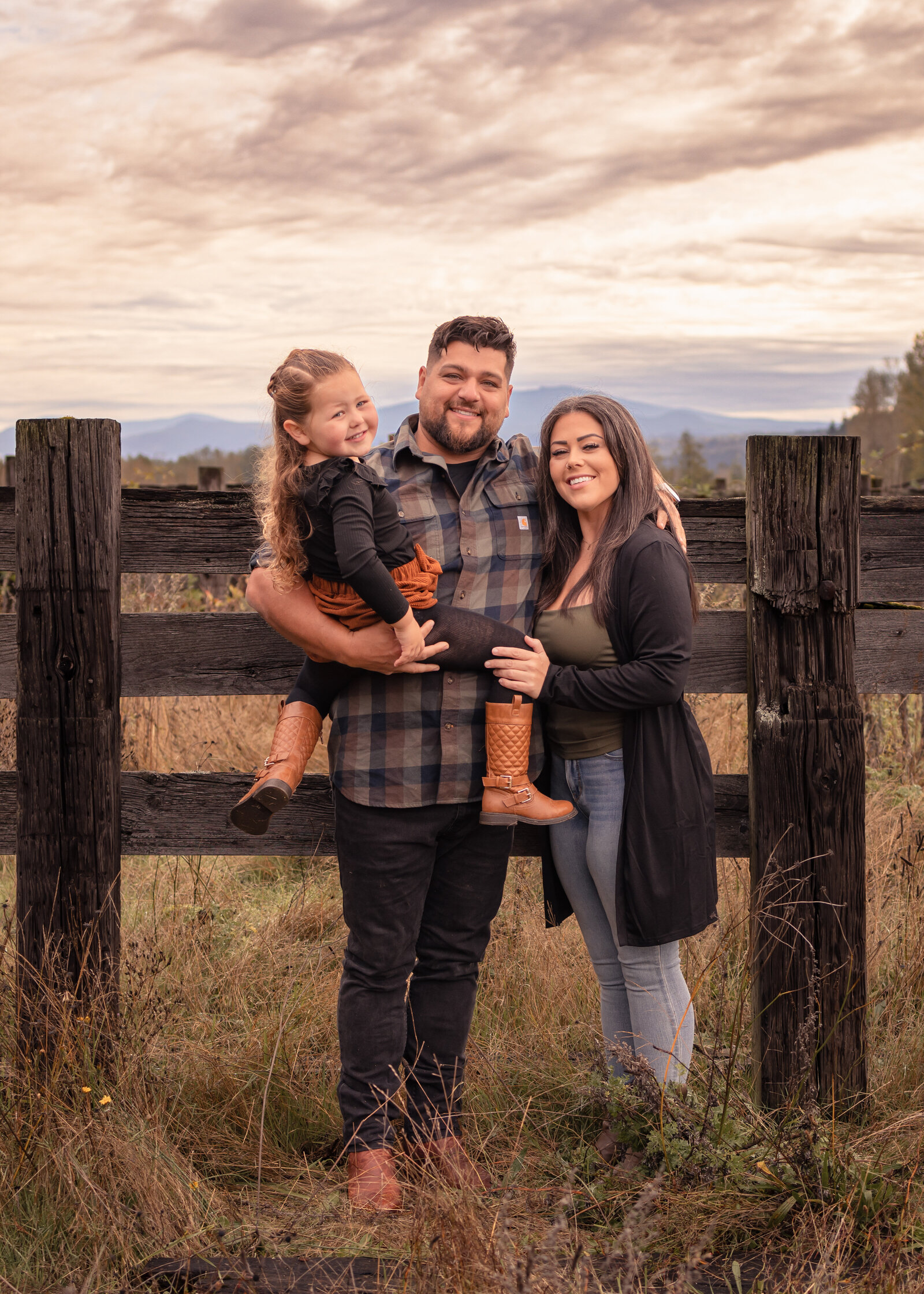 Columbia-Gorge-Family-Photographer
