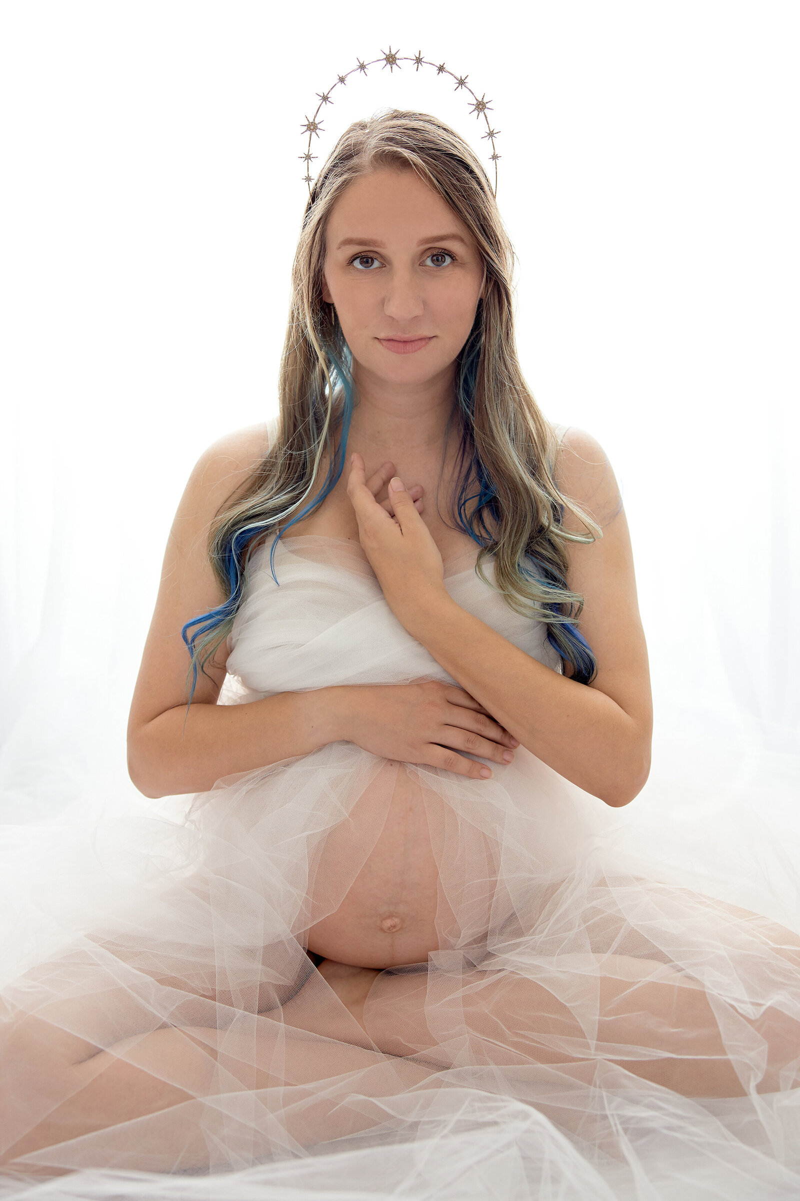 atlanta-best-maternity-pregnancy-portrait-studio-halo-white-on-white-photography-photographer-twin-rivers-01