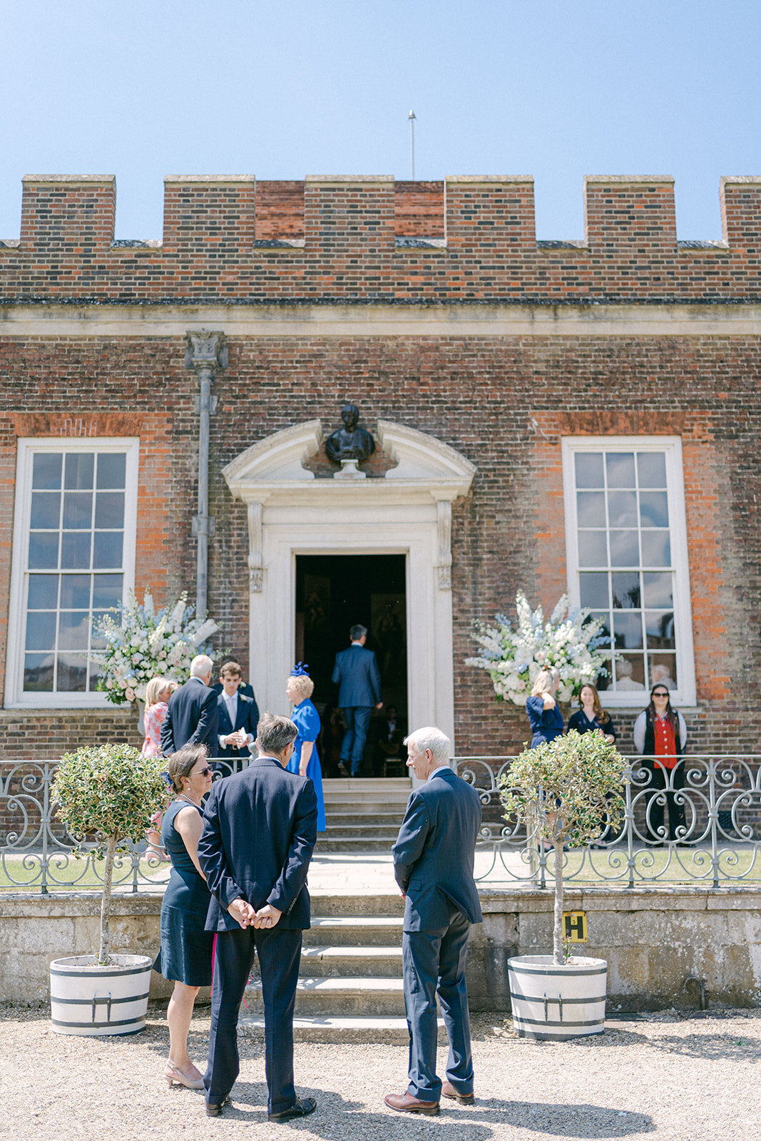 leanne-james-wedding-pre-ceremony-philippa-sian-photography-36