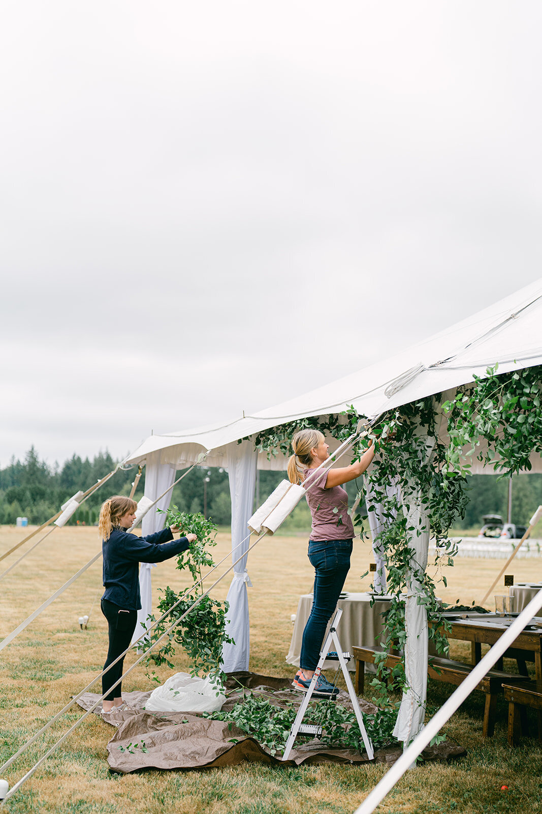 bo-hill-backyard-weddingbrit-chad-41