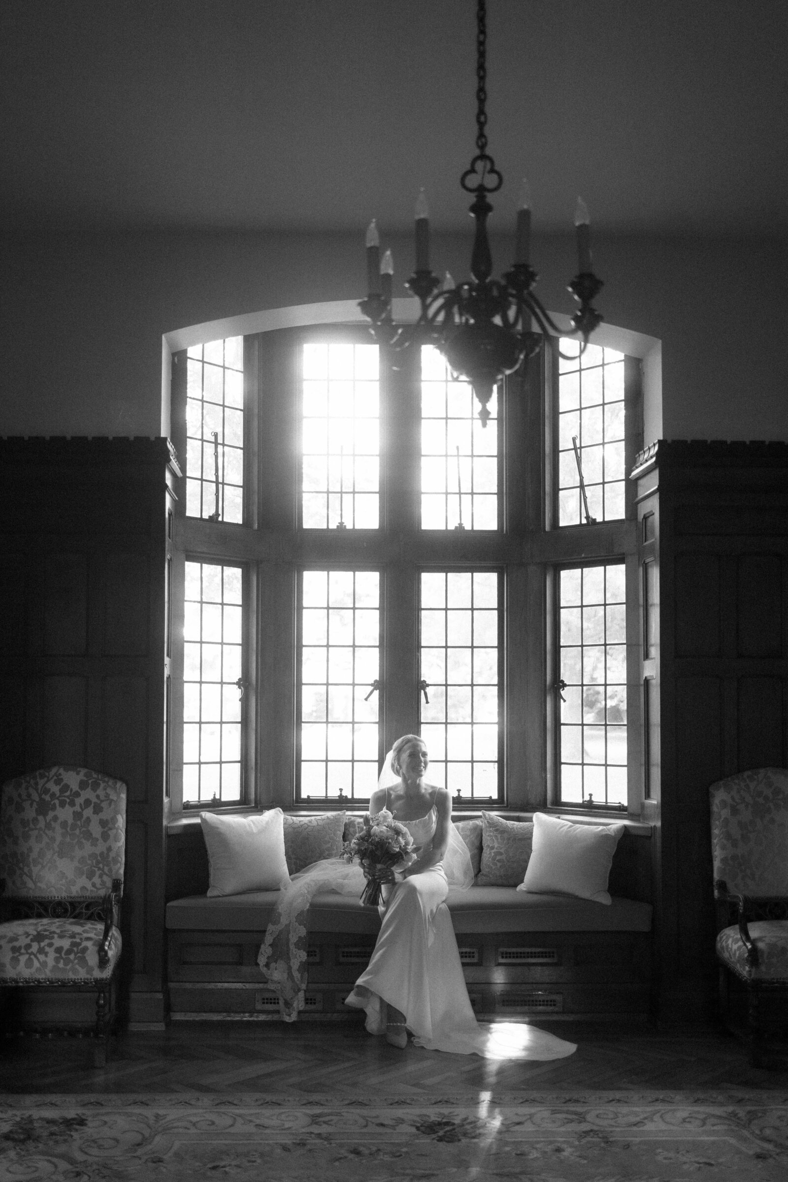 Bridal portrait in Nashville Tennessee, Lindsey Whatley Photo, East coast documentary-style wedding photographer for the untraditional