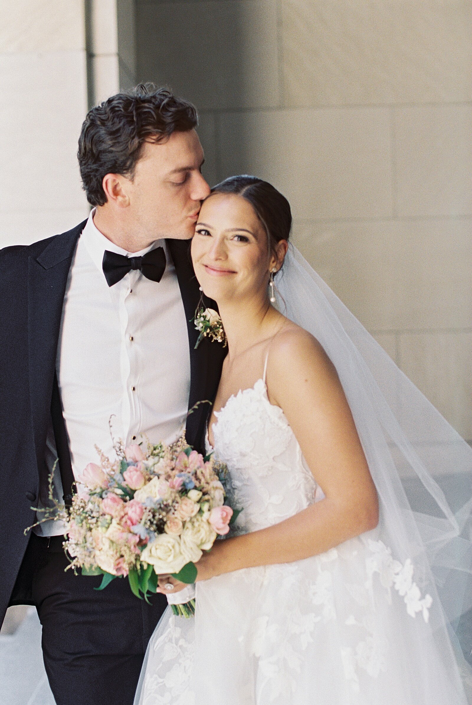 Chicago-Catholic-Wedding-Photographers-Husband-Wife-Team_0007