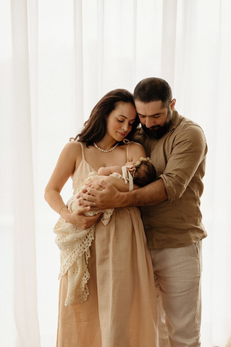 soft-newborn-portraits-boca-raton-lina-mart-photography