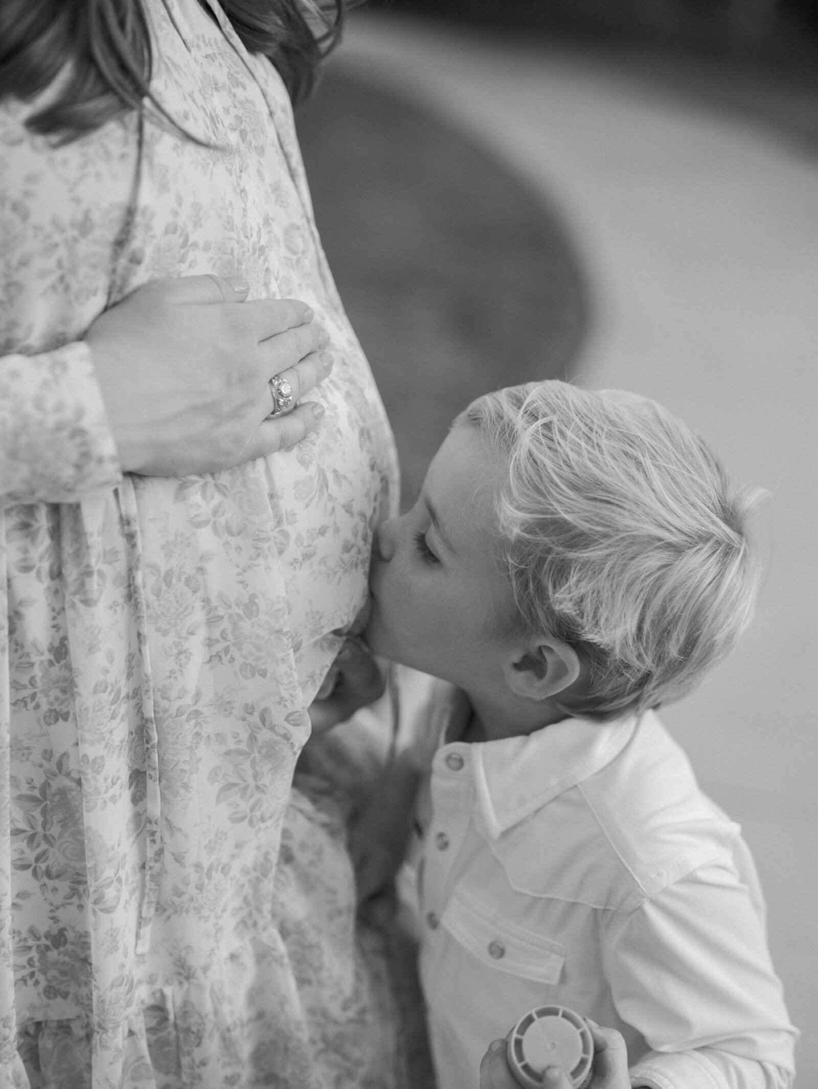 Relaxed family and newborn and maternity photographer in Colorado Springs, Colorado | Lauren Bounds