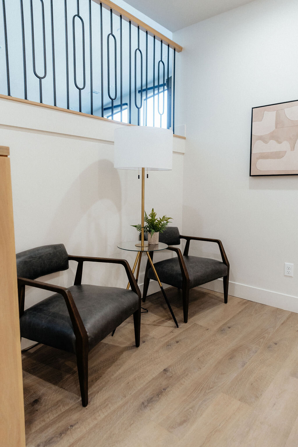 Beezah_FrankiesPlace_ALL-290