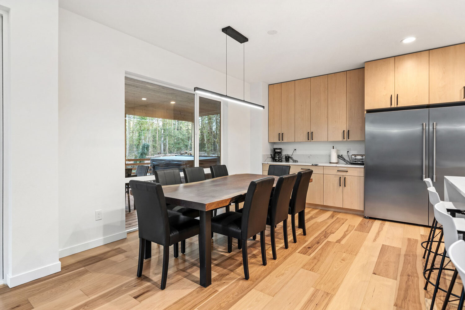 spacious dining area