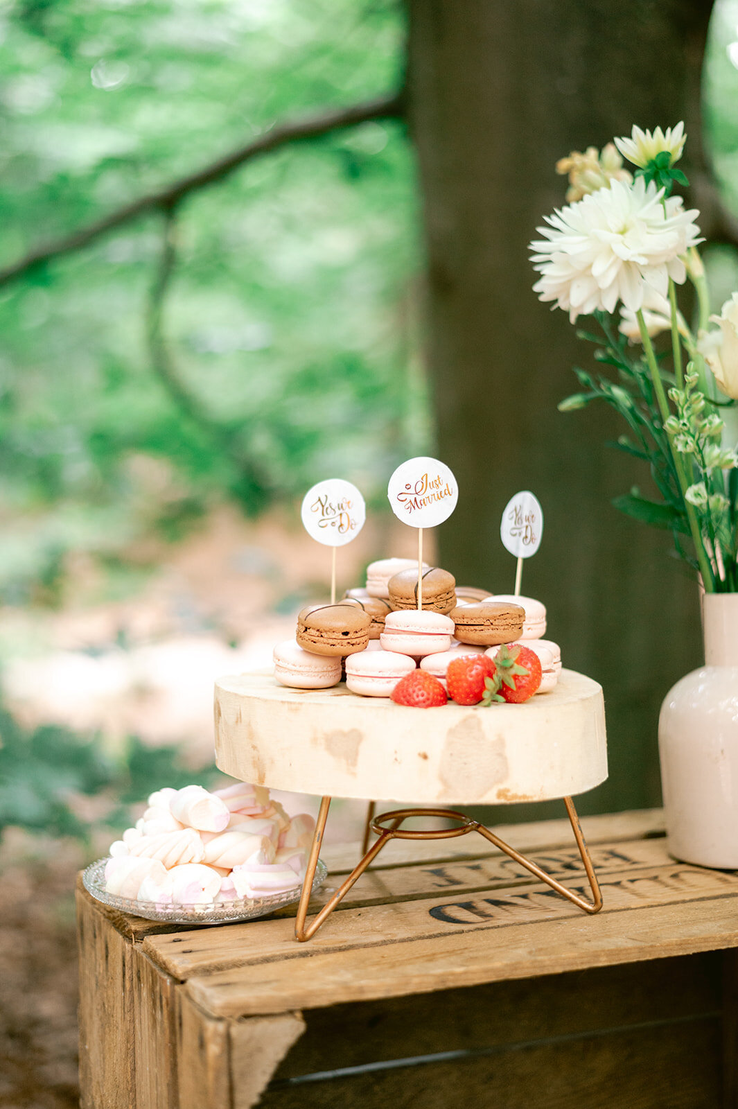 ShauniHartlandFotografie-TrouwFotograaf-FotograafNoordHolland-Bruiloftfotograaf-TrouwenInHetBos_NadineEnRick-120