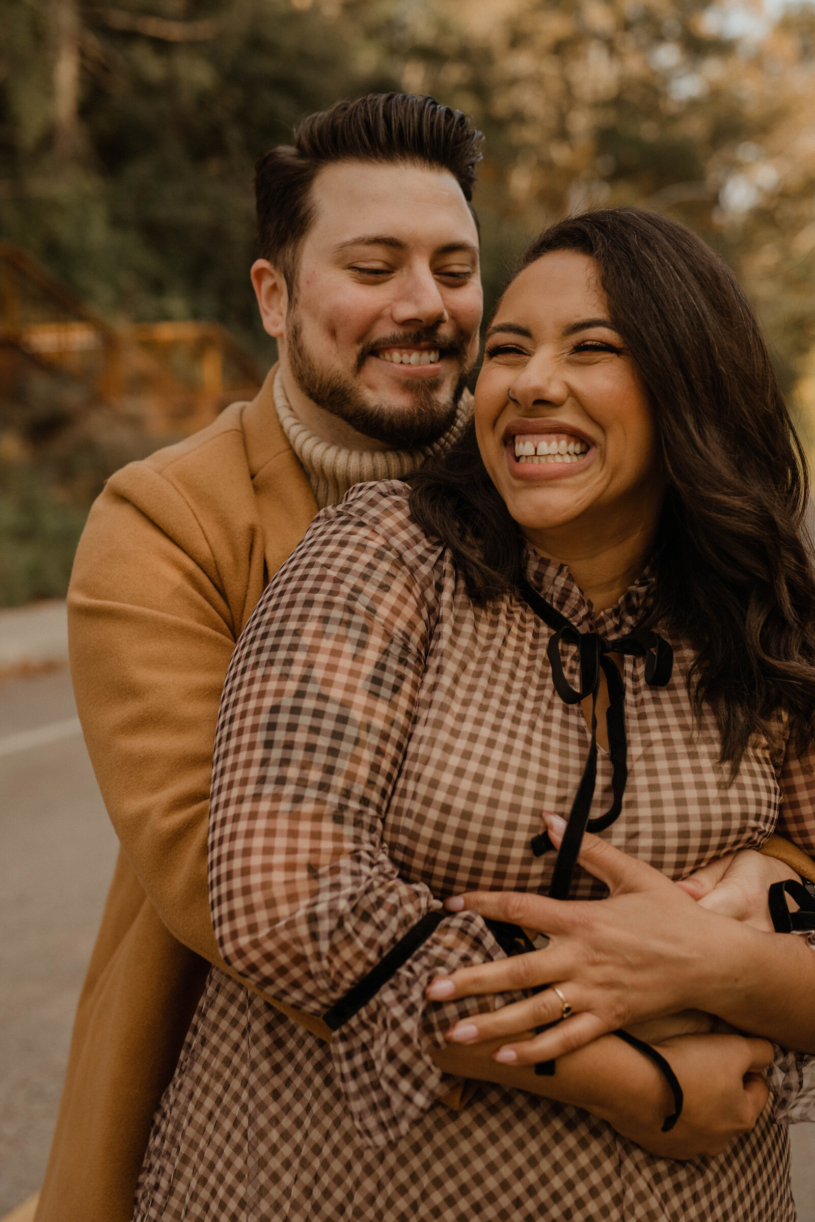 engagement-couple-session-intimate-outdoots-adventurous-high-park-halloween-spooky17