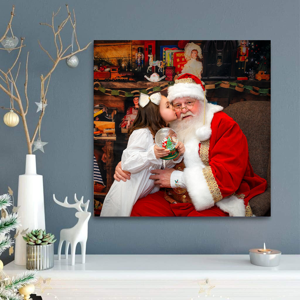 Christmas-Ashlie-Steinau-Photography-Santa-2-artwork-Wallingford-CT