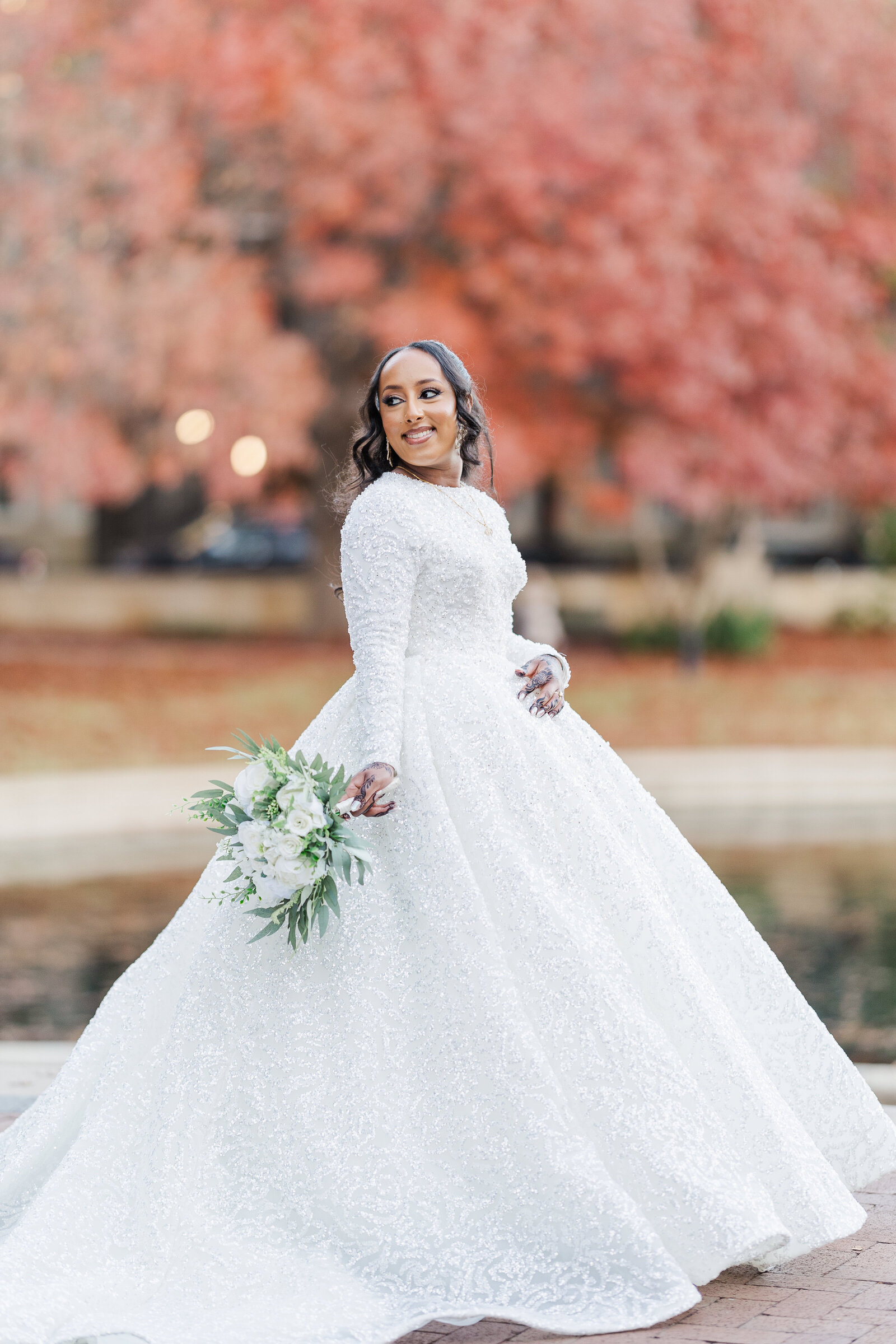 Solo bride photoshoot outdoors before wedding