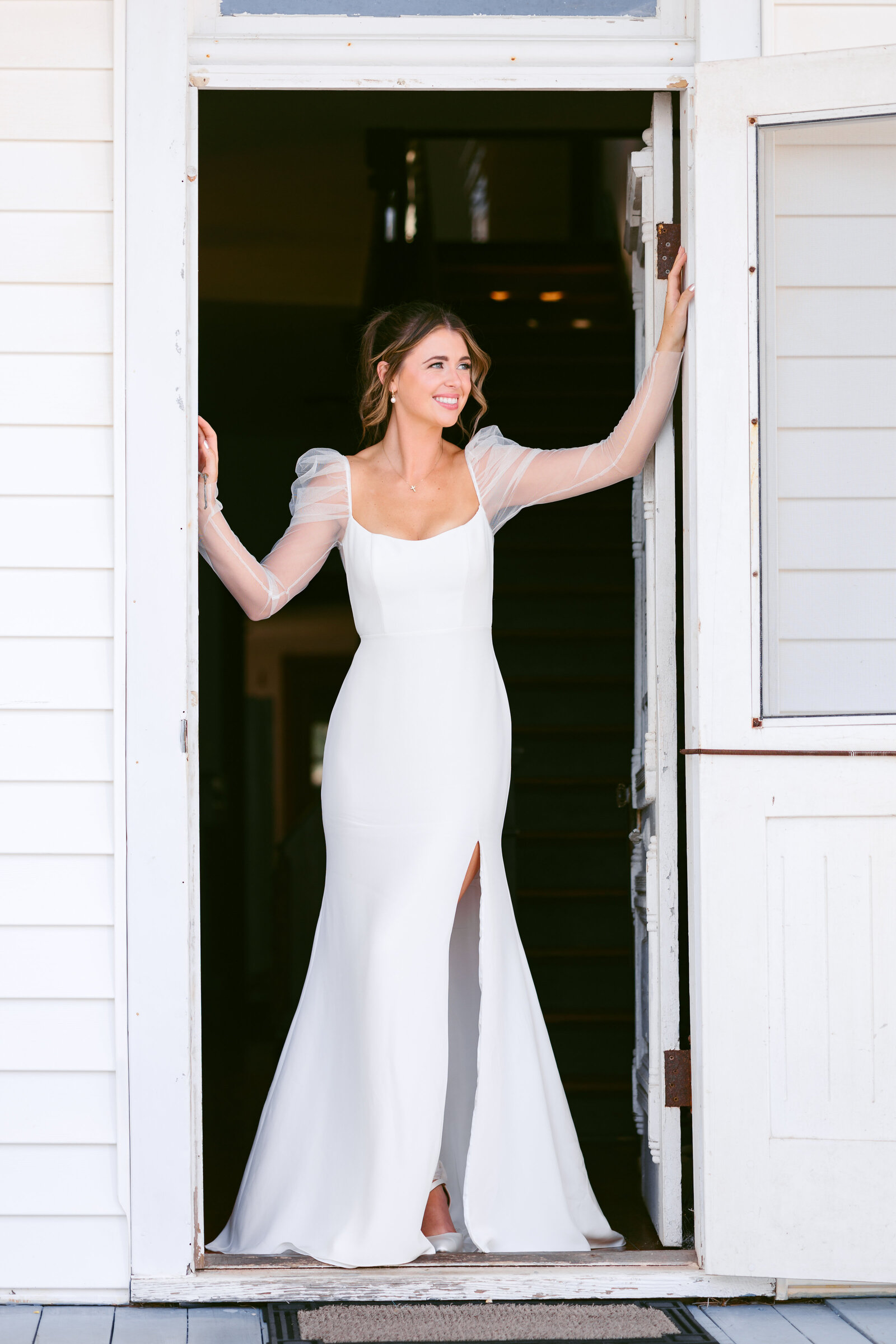 light-and-airy-elopement-pictures-nc-coast