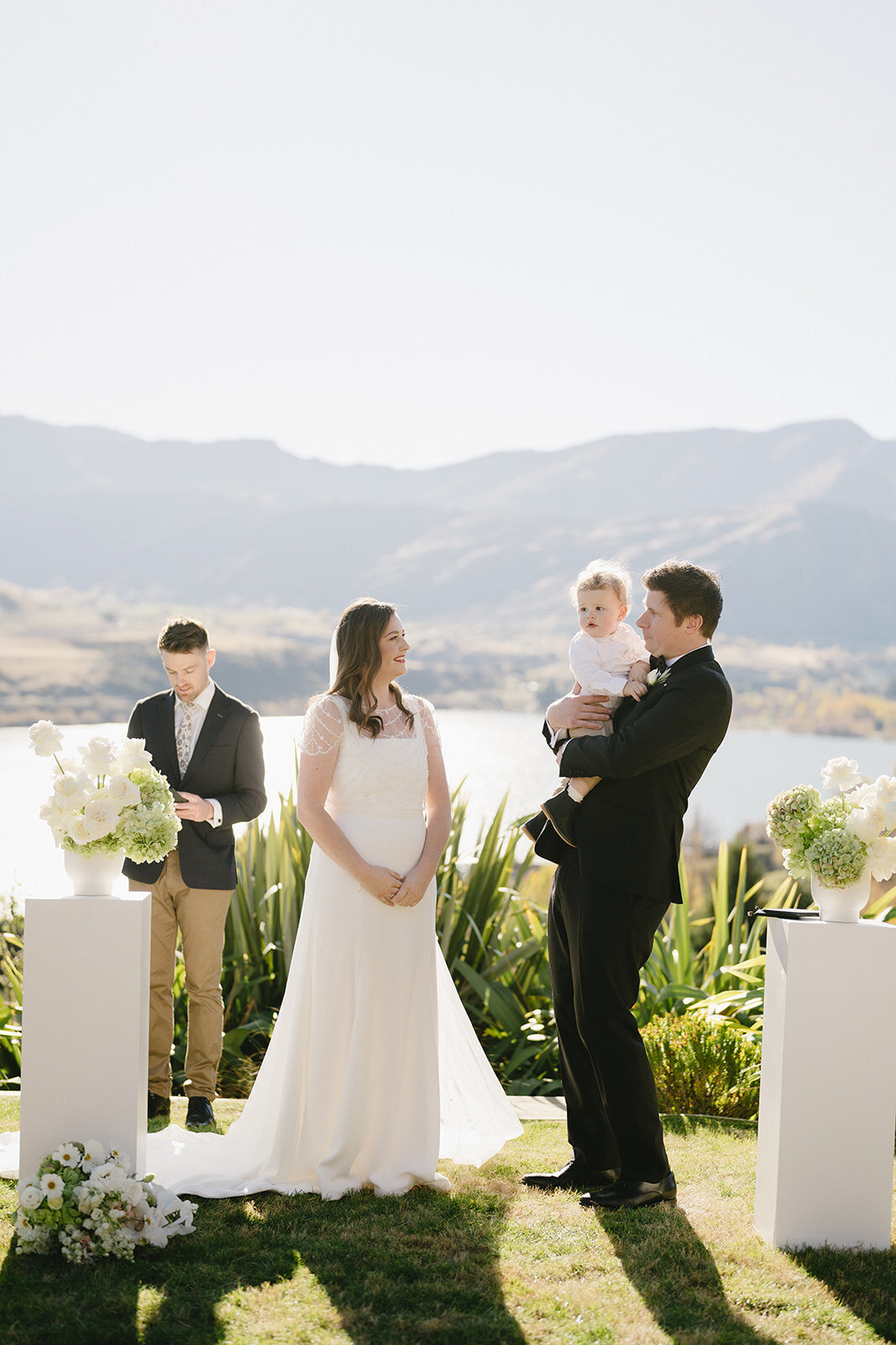 Melissa Clark Photography - Queenstown Wedding Photographer - Lake Hayes Holiday Home Wedding - Katherine & Adam 4.5.24-132
