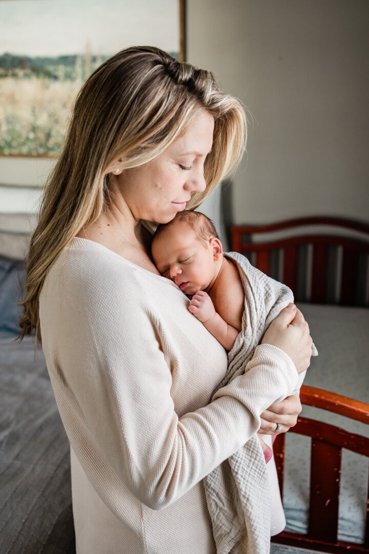 New Jersey Newborn Photo Session- Fanwood-©debbiecambaphotography-16