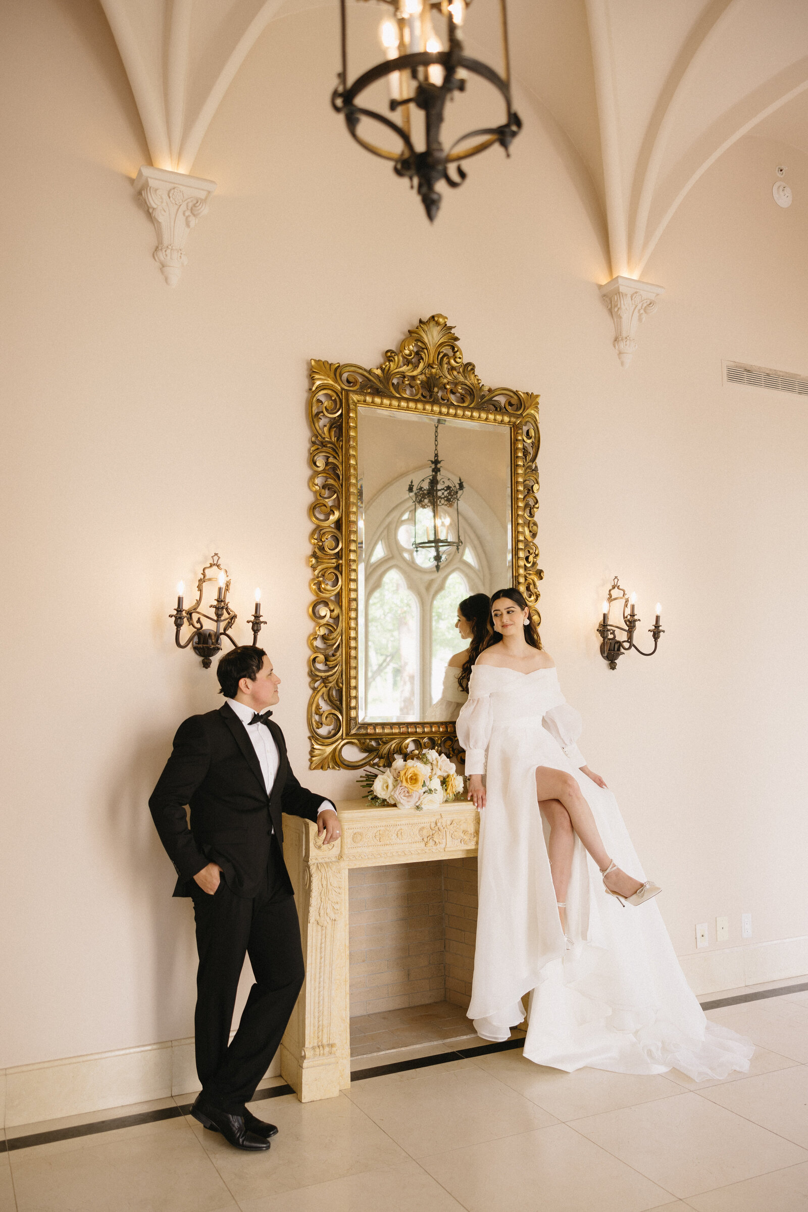 Chateau Nouvelle Houston Texas Wedding Venue Wedding Photographer Jess Golden -8