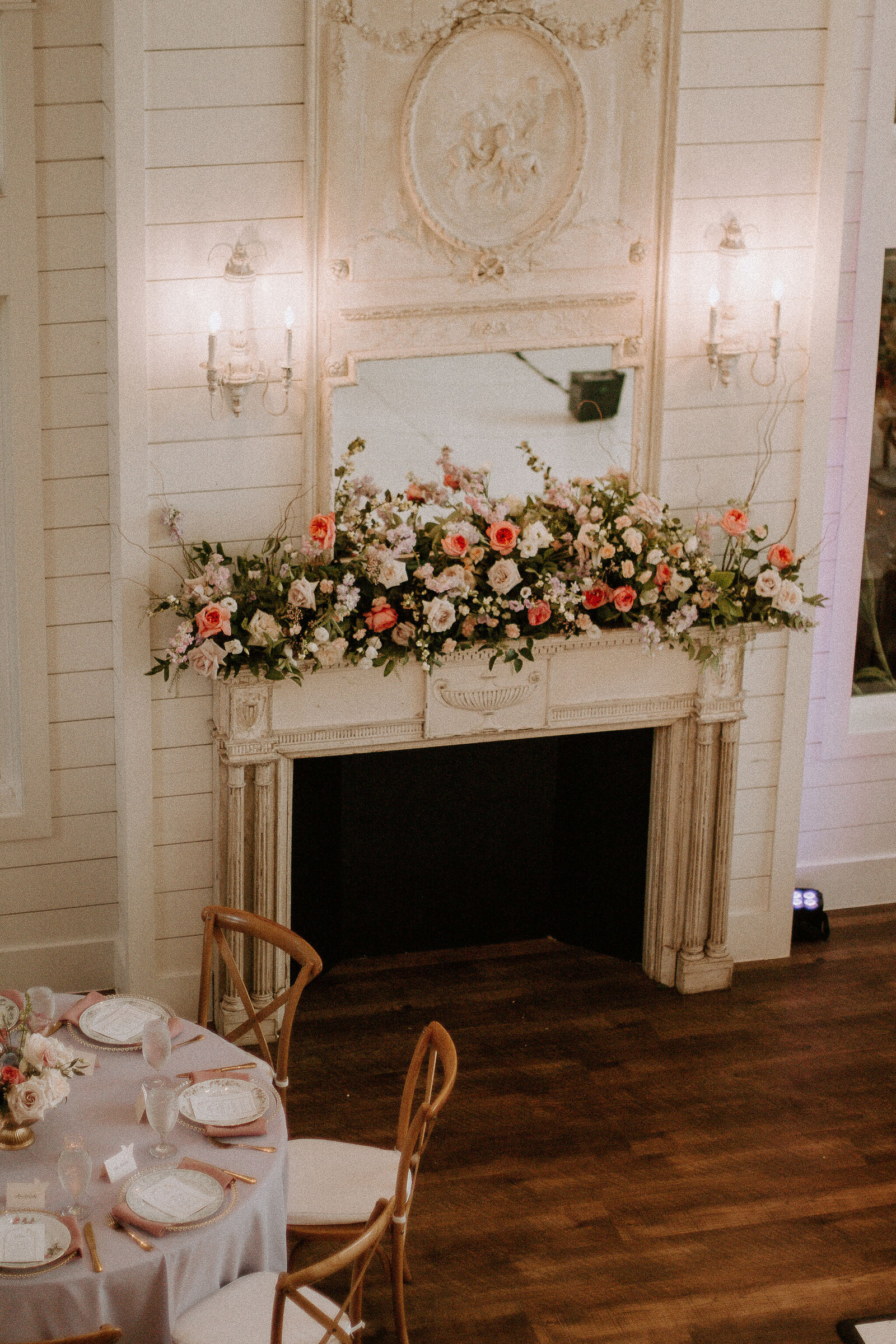 the-french-farmhouse-wedding-texas_ashleyvandertol-0177