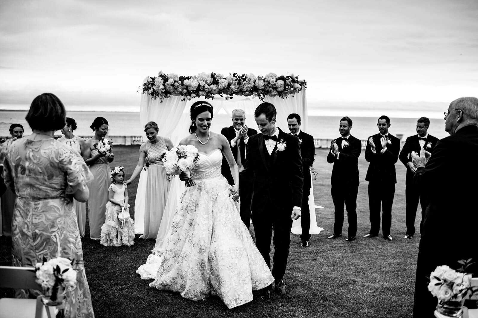 leila-james-events-newport-ri-wedding-planning-luxury-events-rosecliff-mansion-laura-and-seamus-trevor-holden-photography-23