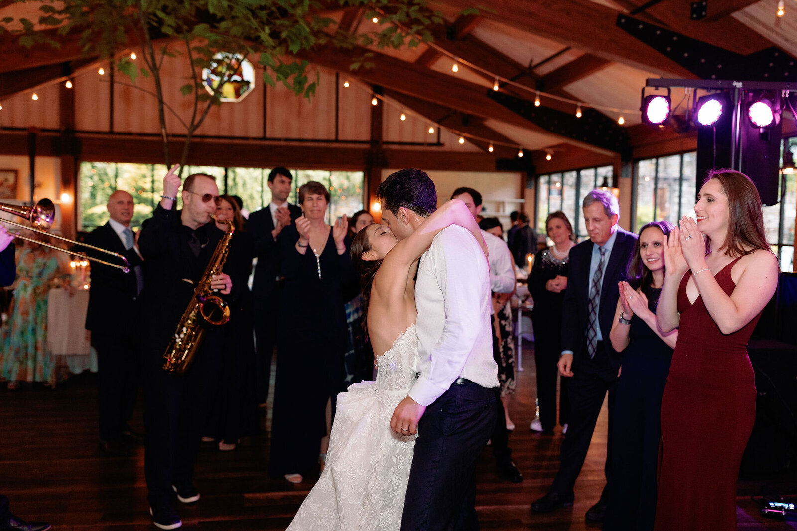 red-maple-vineyard-wedding-hudson-valley-560
