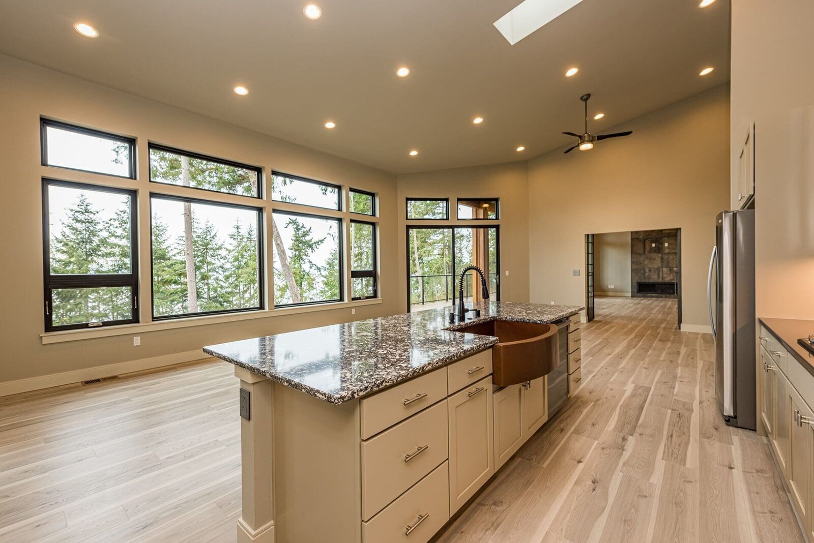 Livingston-Homes-Kelowna-Custom-Build-LaPlume-Kitchen-Window-Island