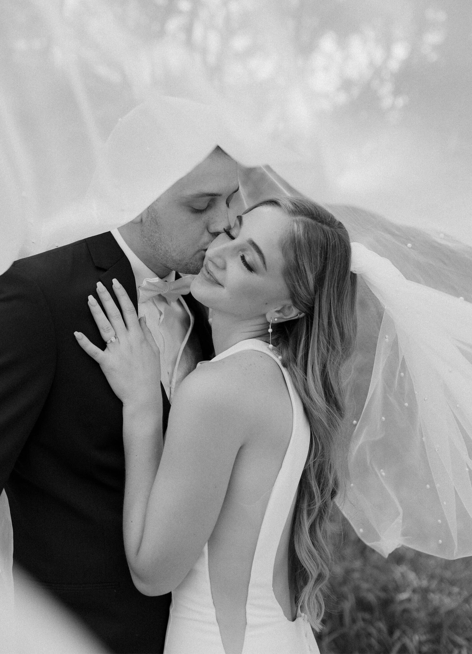 cinematic-love-wedding-photographer-grace-trexel