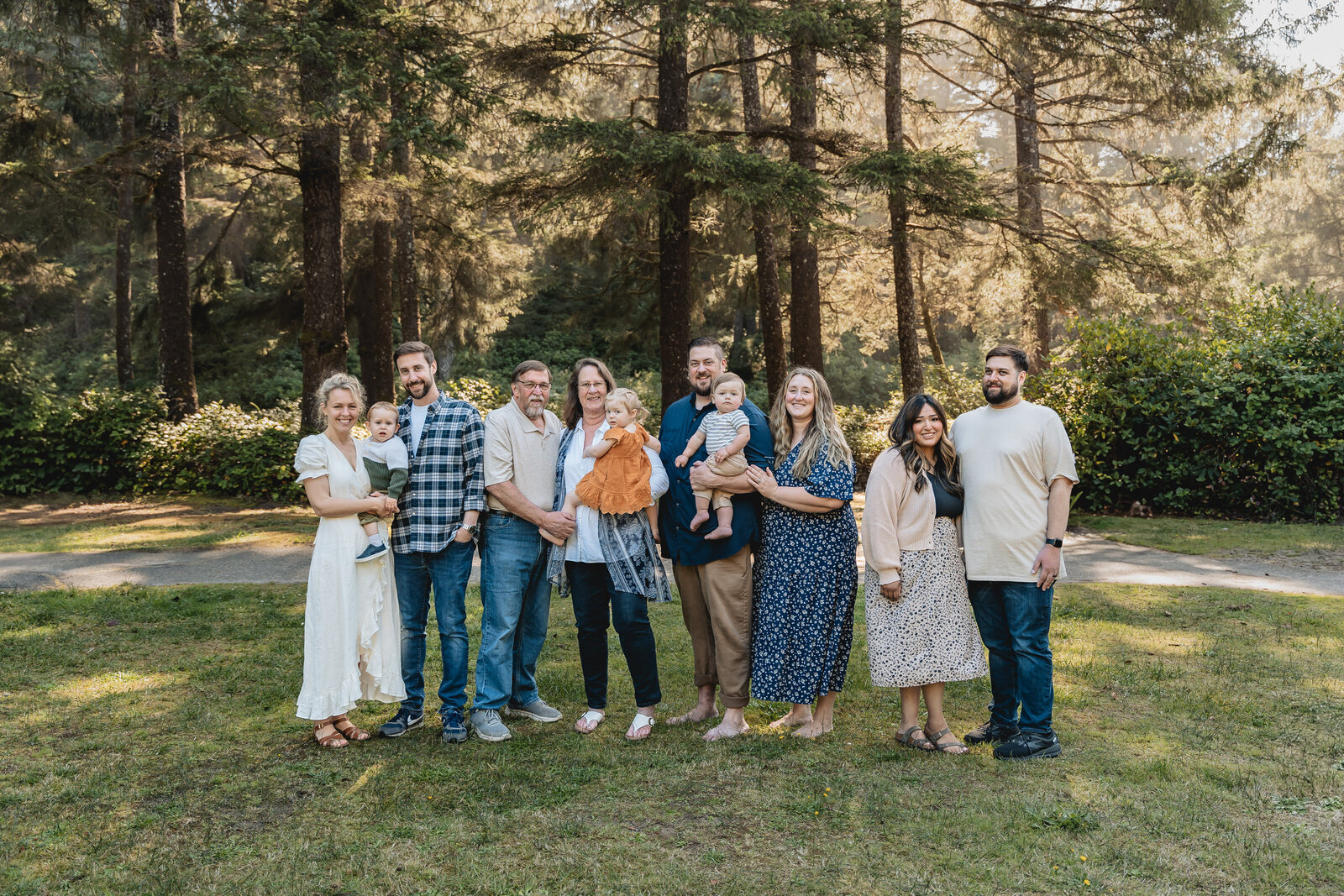 Family Photographer in Lincoln City, Oregon 