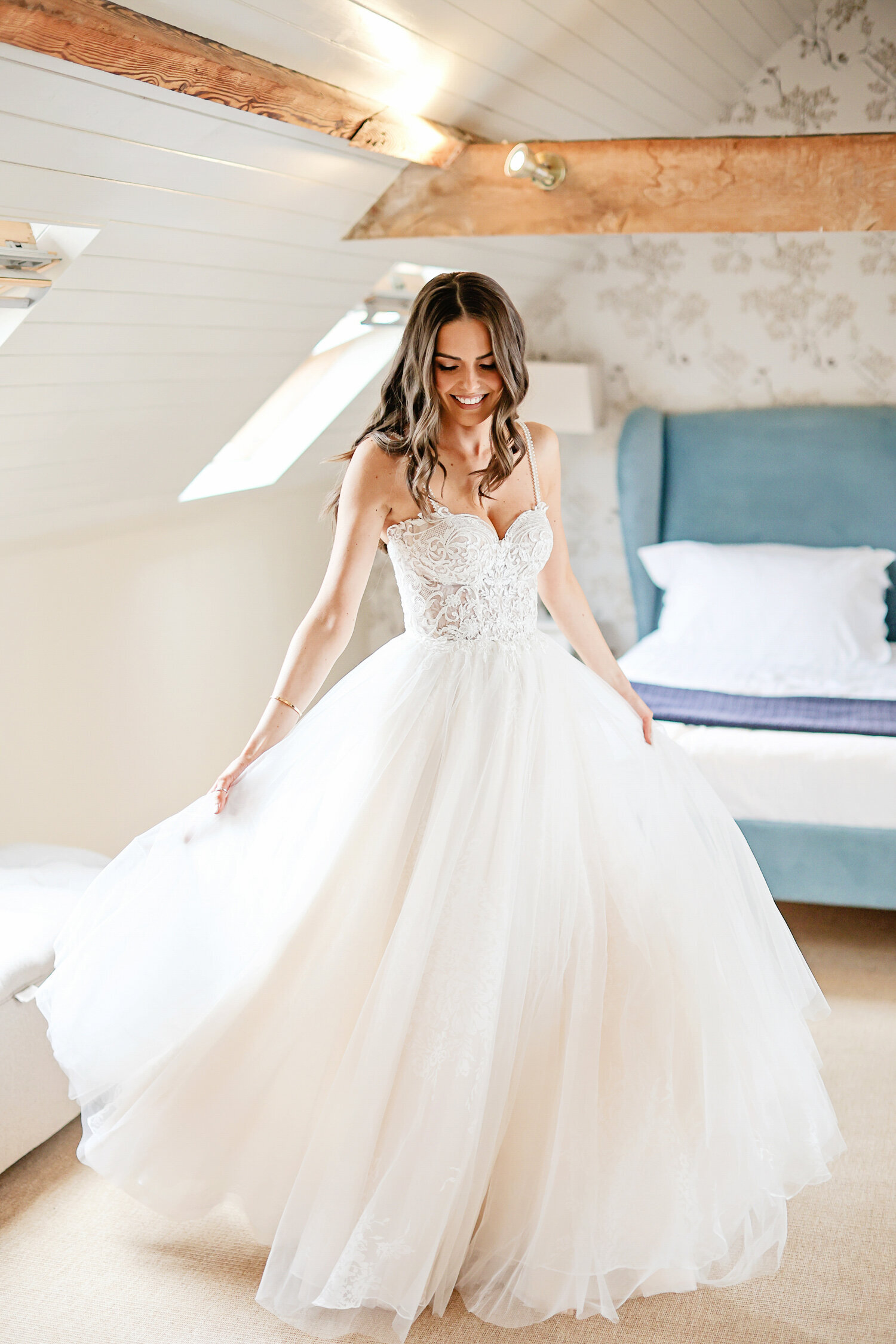 South-Farm-wedding-venue-bride-dancing