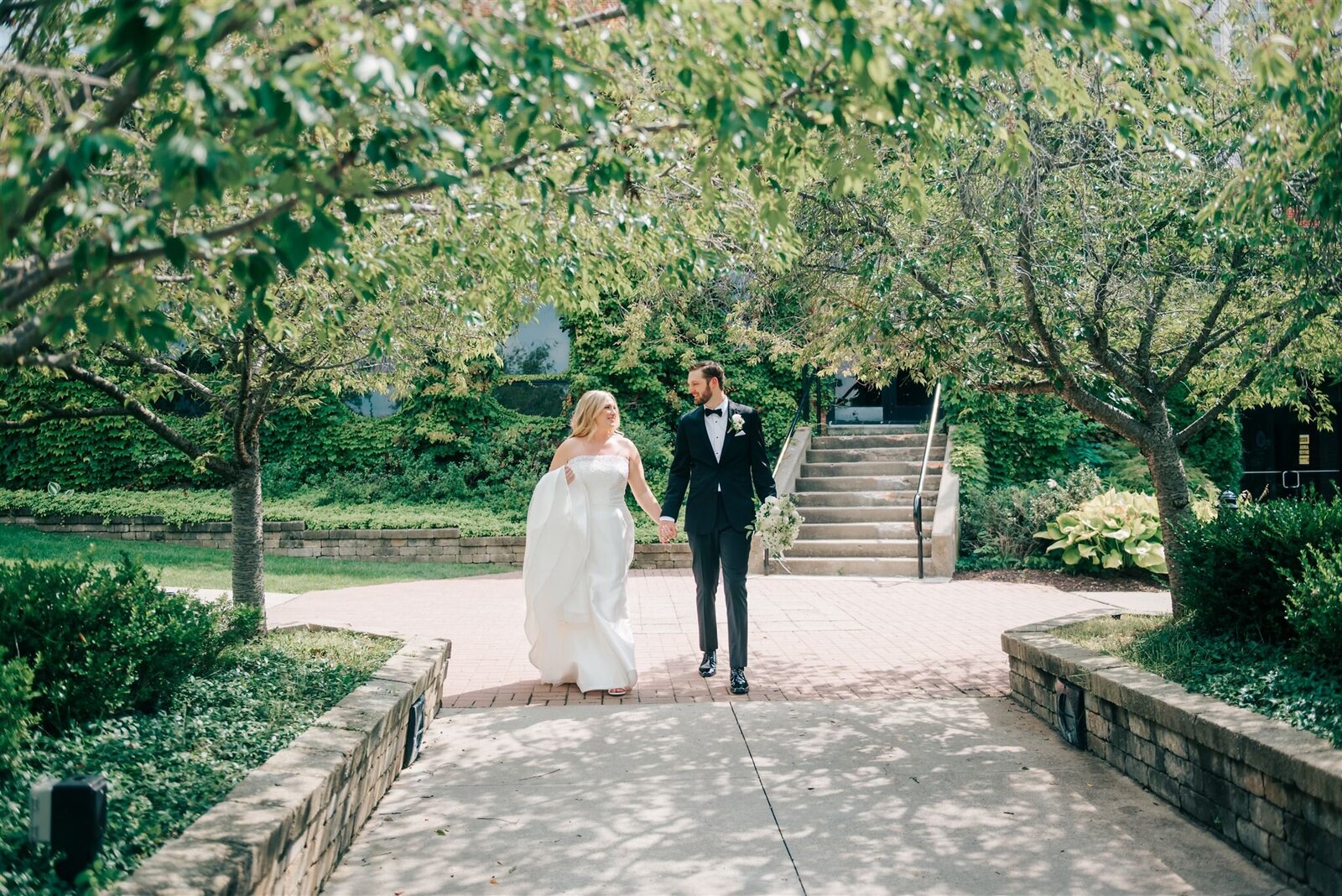 ANN-ARBOR-WEDDING-PHOTOGRAPHER-CAPTURED-BY-KELSEY-COLLINS-CLOCKTOWER-HCFP-39_websize
