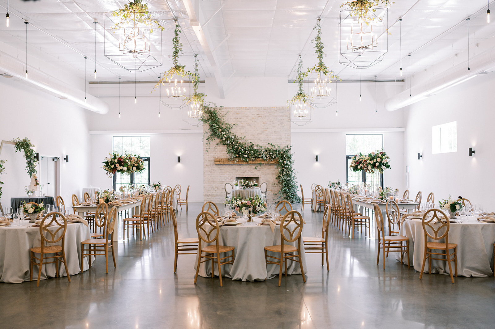 modern elegant wedding venue for 250