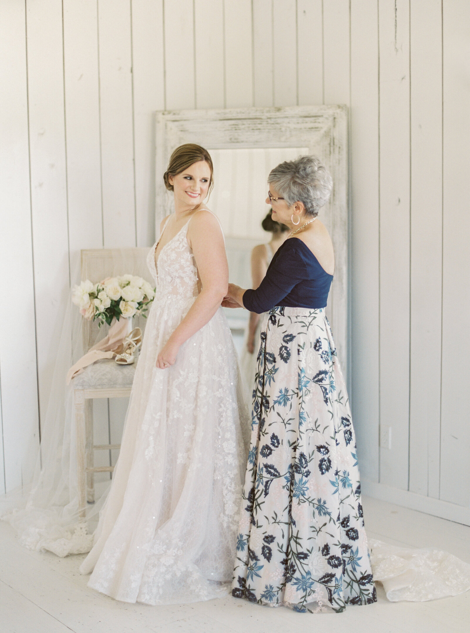 White Sparrow Barn_Lindsay and Scott_Madeline Trent Photography-0033